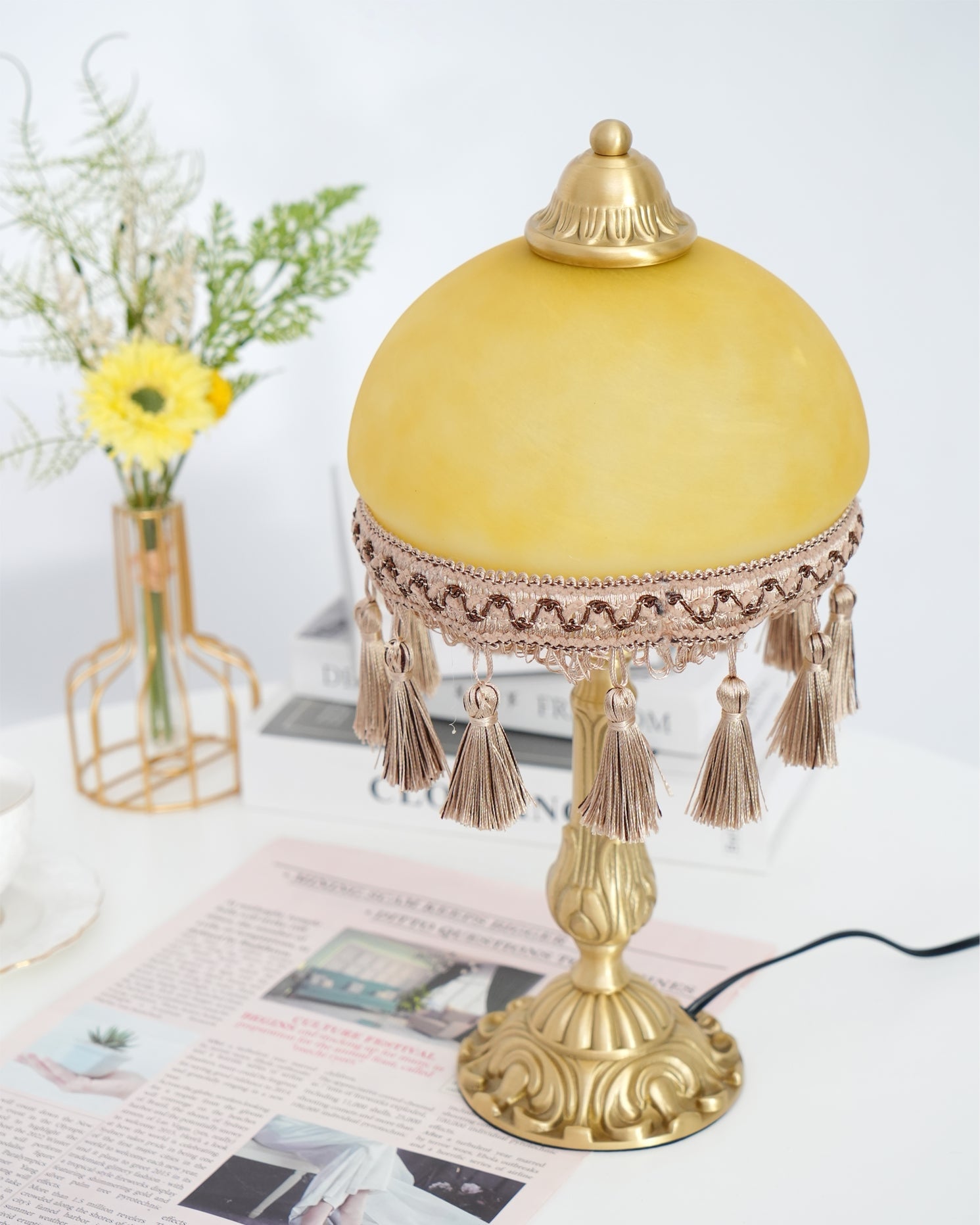 French Tassels Brass Table Lamp - Lumpaz