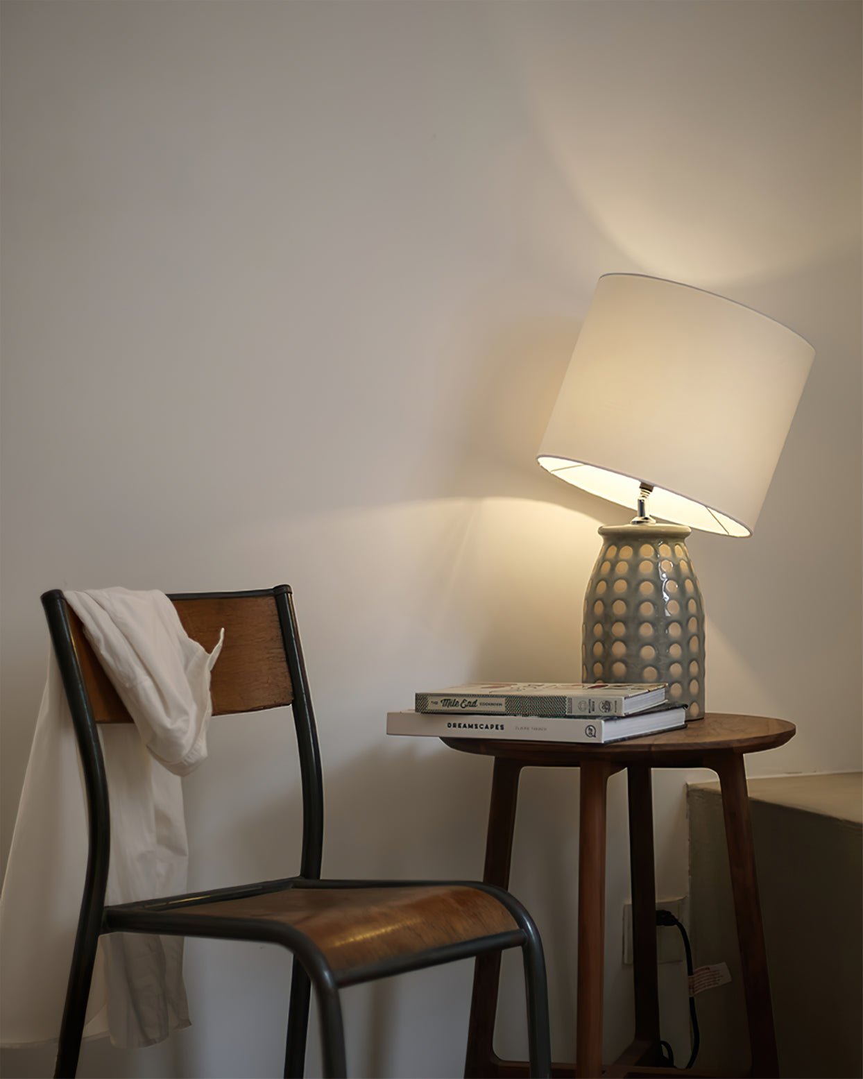 Malay Patterned Table Lamp - Lumpaz