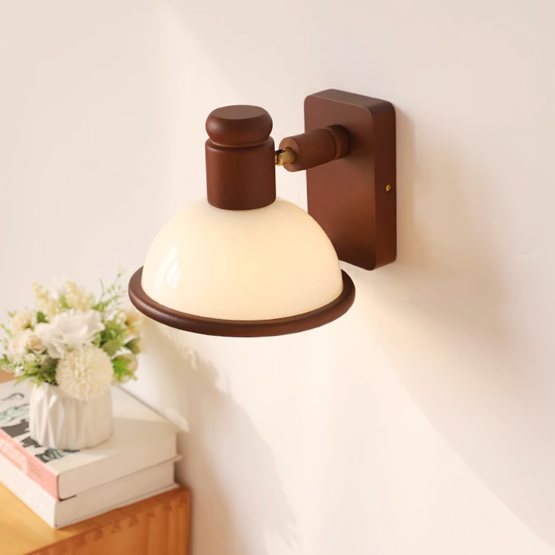 Girona Mia Wall Lamp - Lumpaz