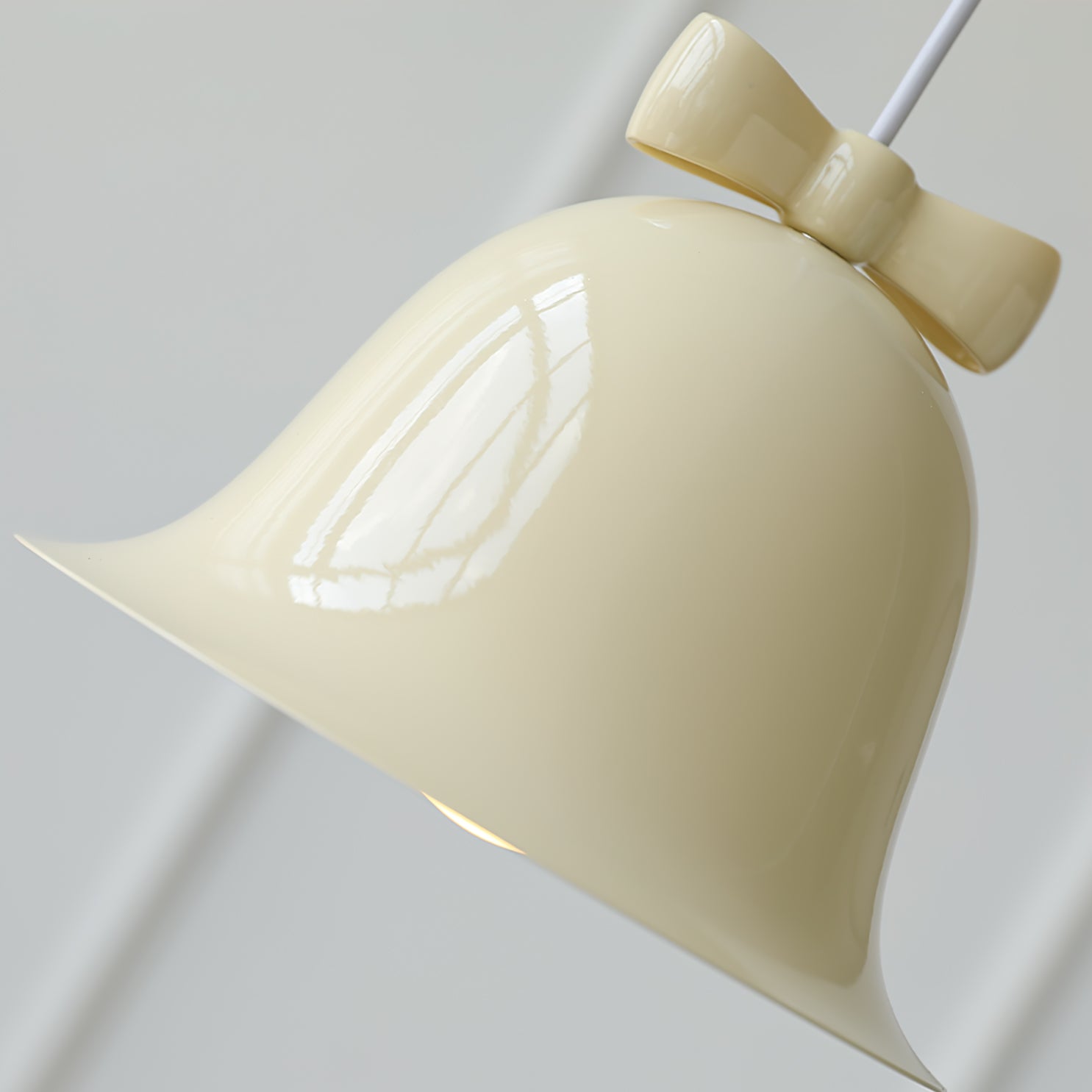 Bow Bell Pendant Lamp - Lumpaz