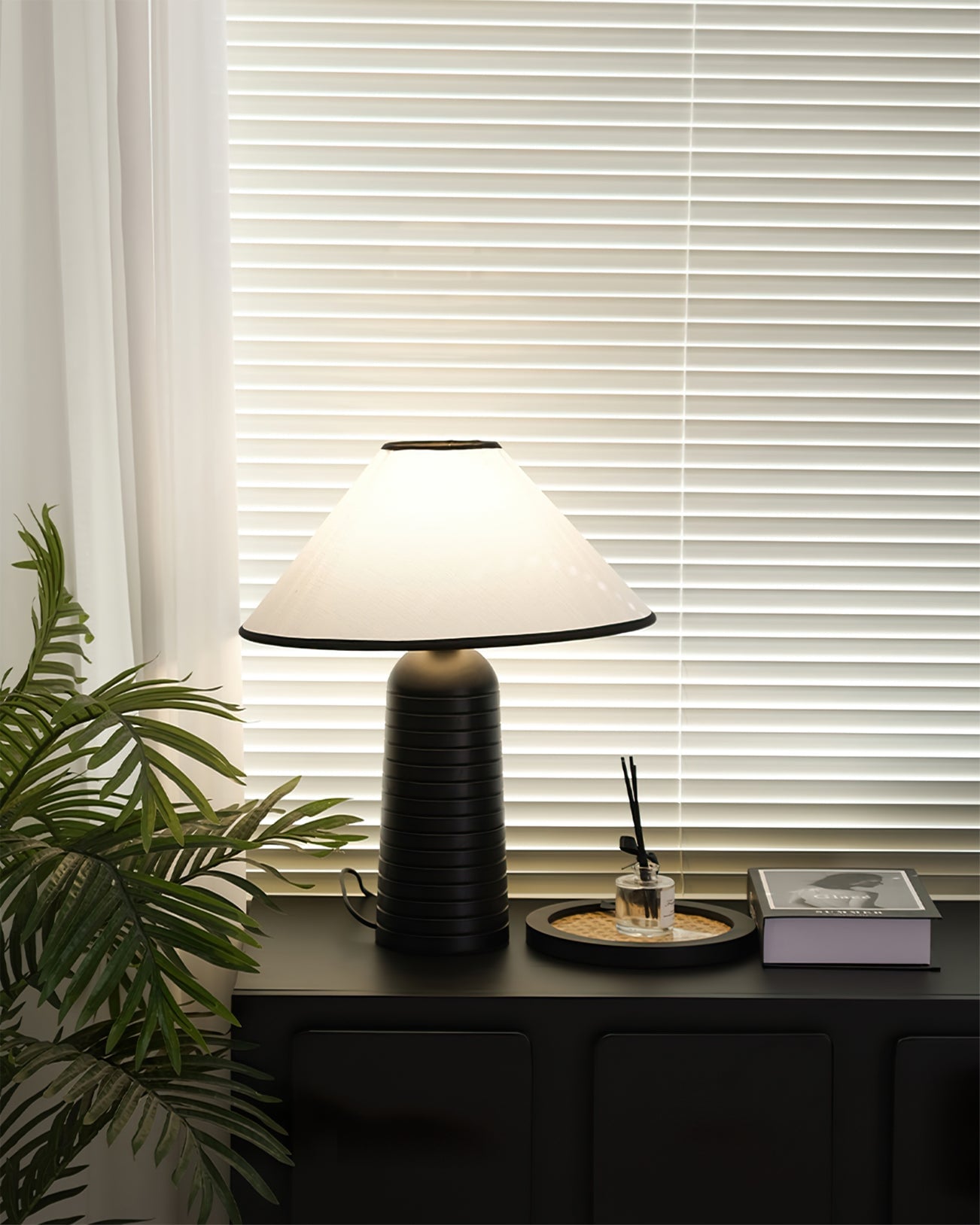 Palisades Table Lamp - Lumpaz