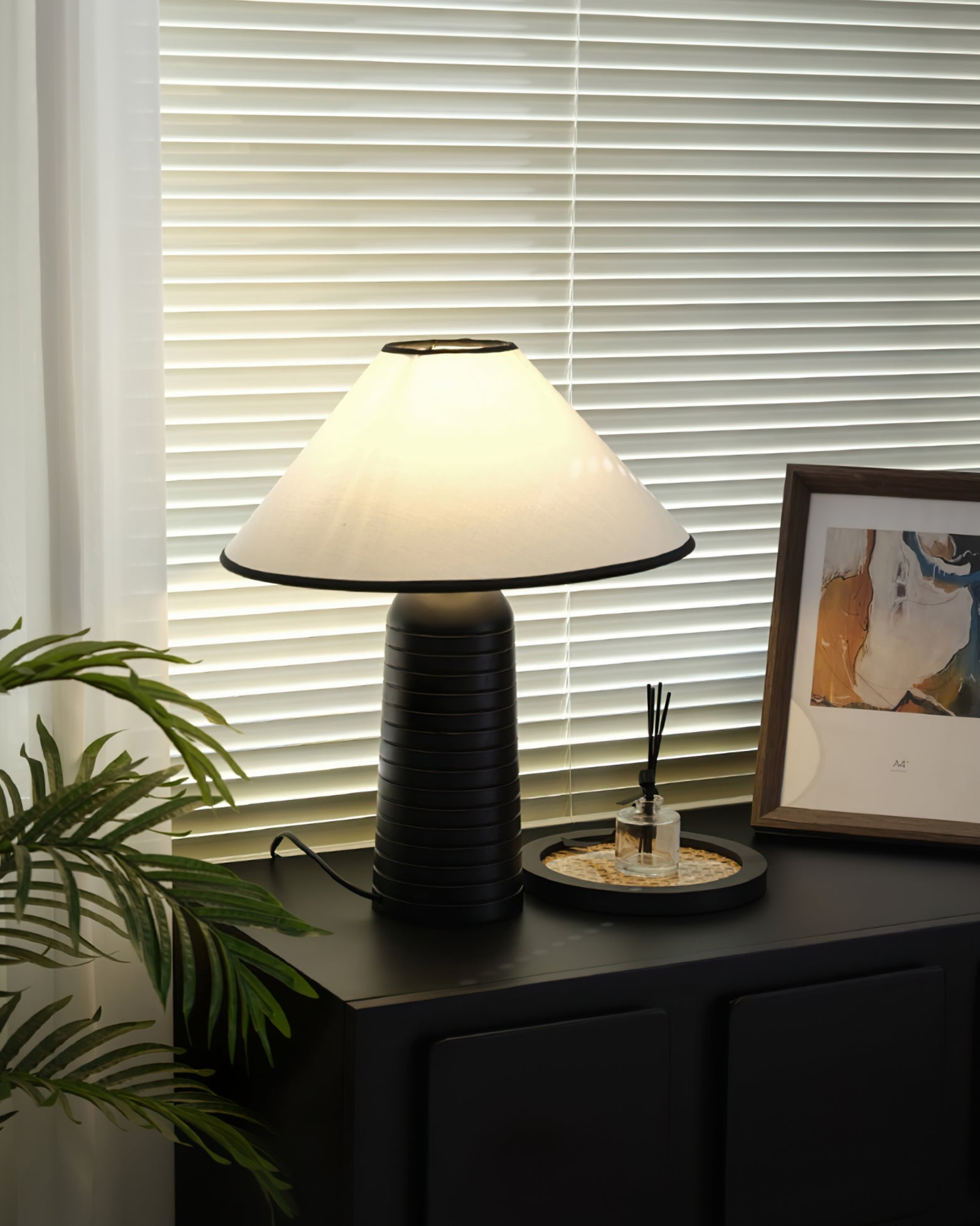 Palisades Table Lamp - Lumpaz