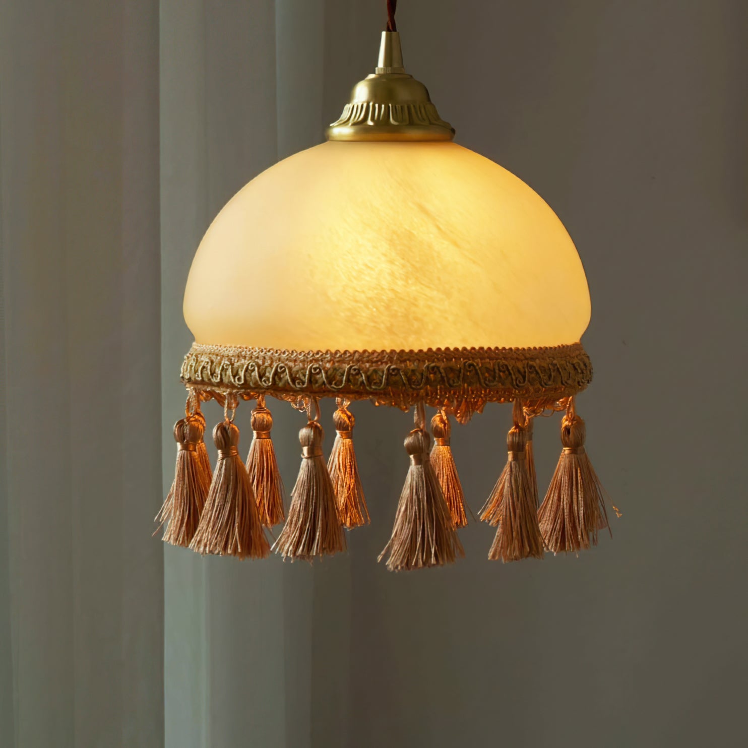 French Tassels Brass Pendant Light - Lumpaz