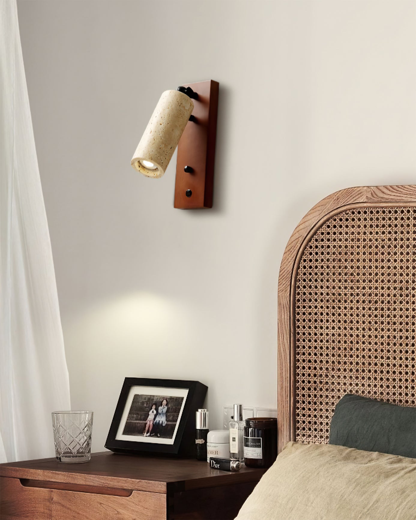 Ouglres Wall Lamp - Lumpaz
