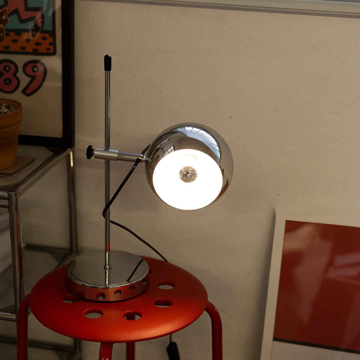 Ball Bracket Table Lamp - Lumpaz