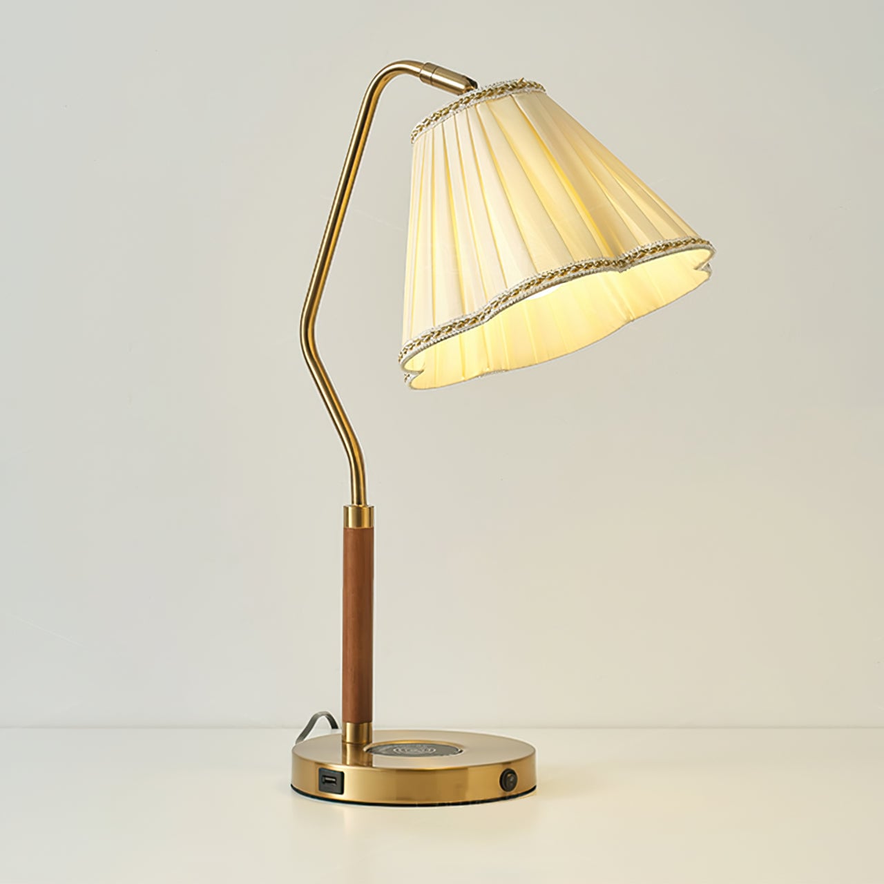Florentine Fabric Table Lamp - Lumpaz