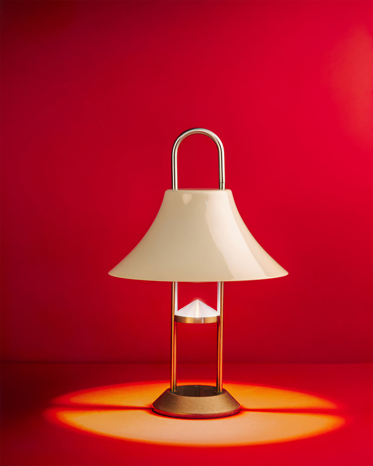 Mousqueton Outdoor Built-in Battery Table Lamp - Lumpaz