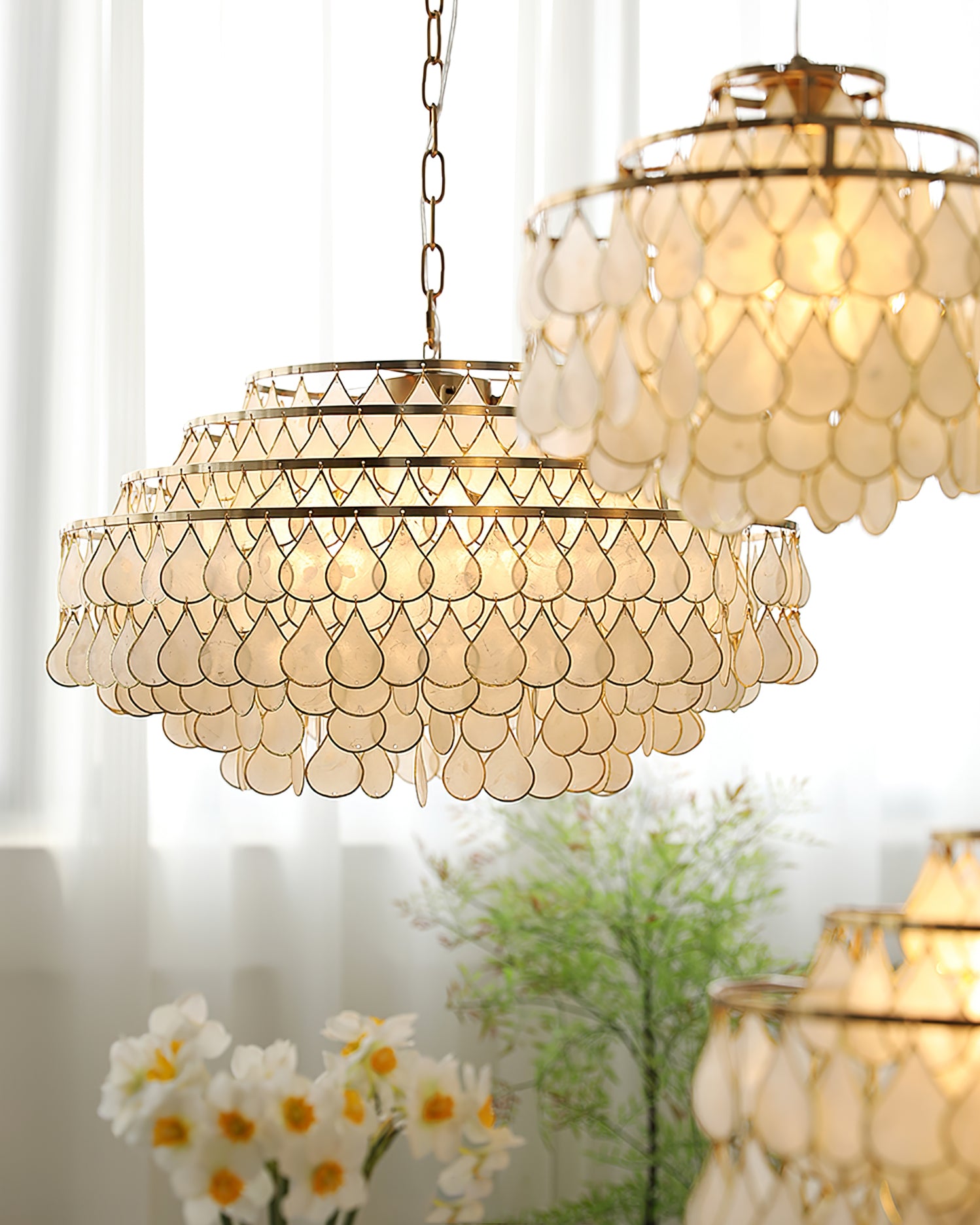 Vivant Shell Pendant Lamp - Lumpaz