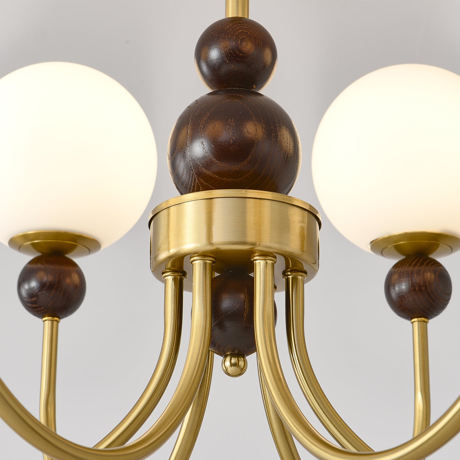 Aeyee Glass Chandelier - Lumpaz