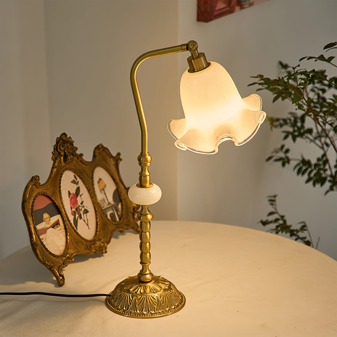 Nouveau Table Lamp - Lumpaz