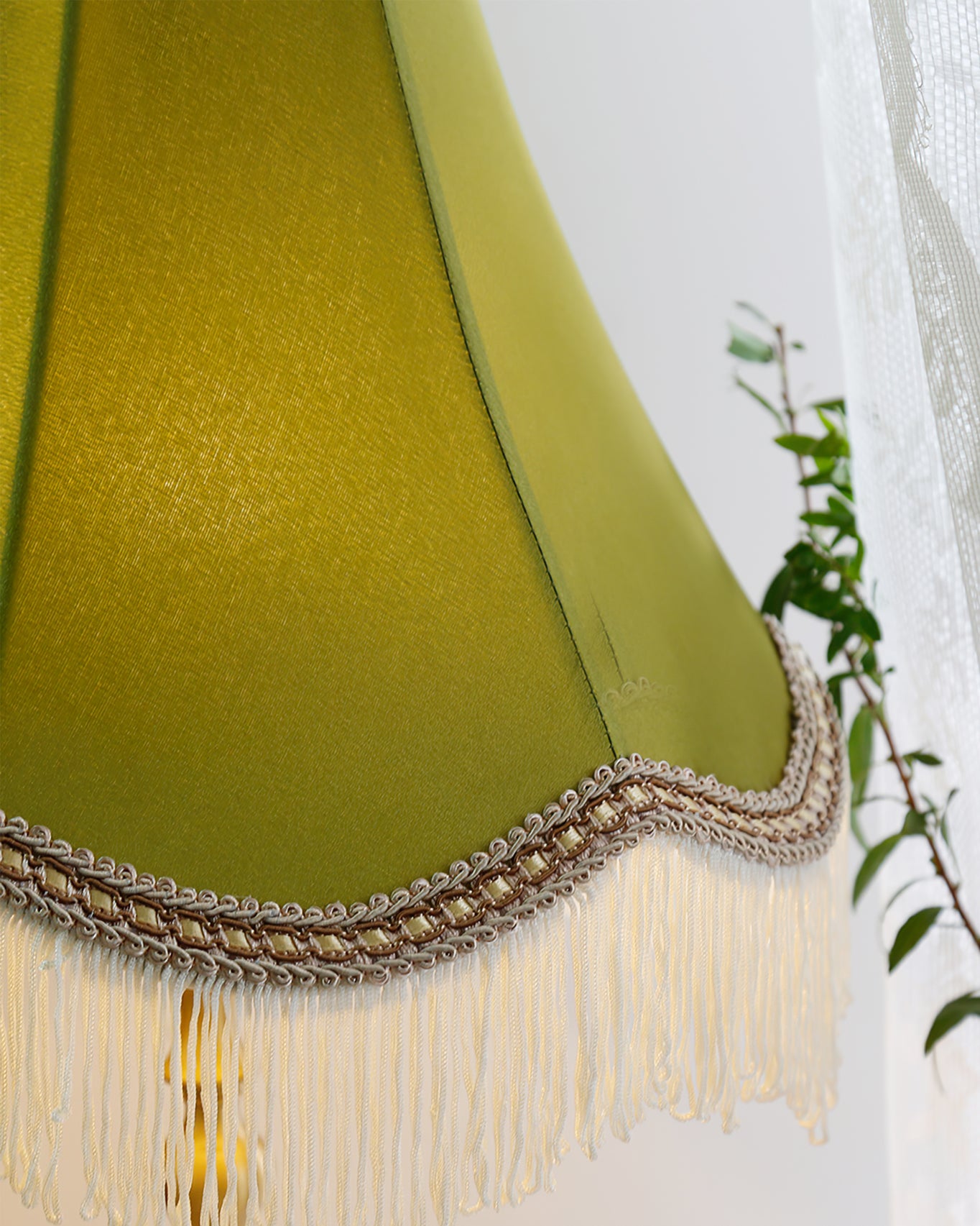Peia Tassel Table Lamp - Lumpaz