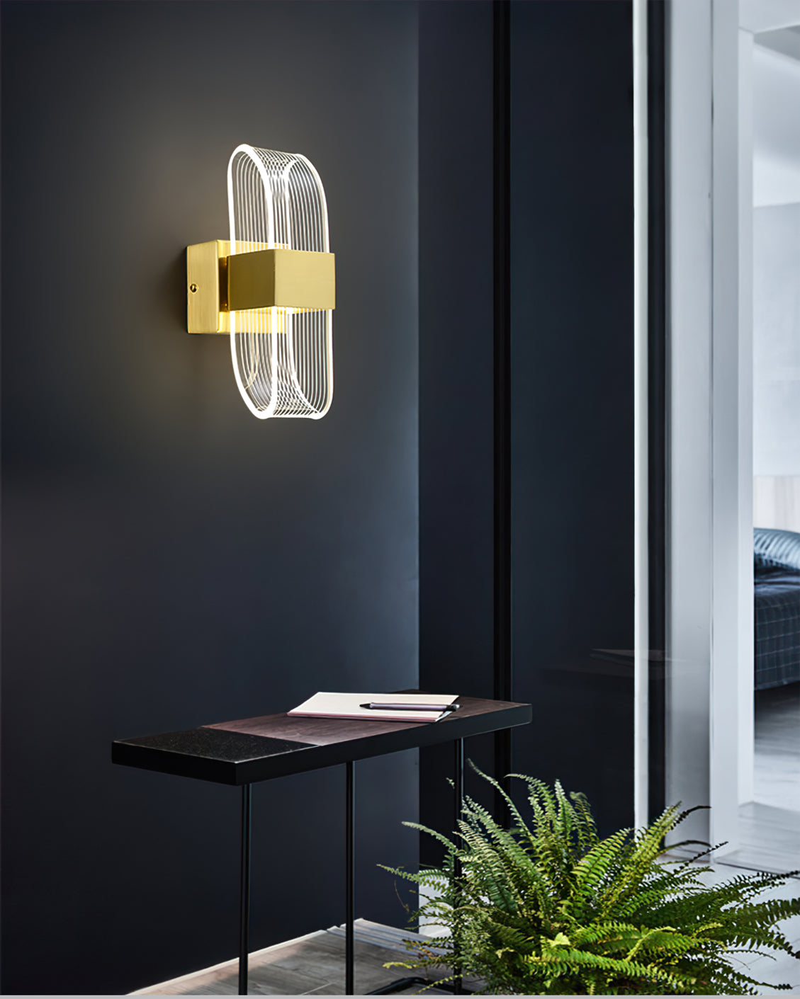 Transparent Wall Lamp - Lumpaz