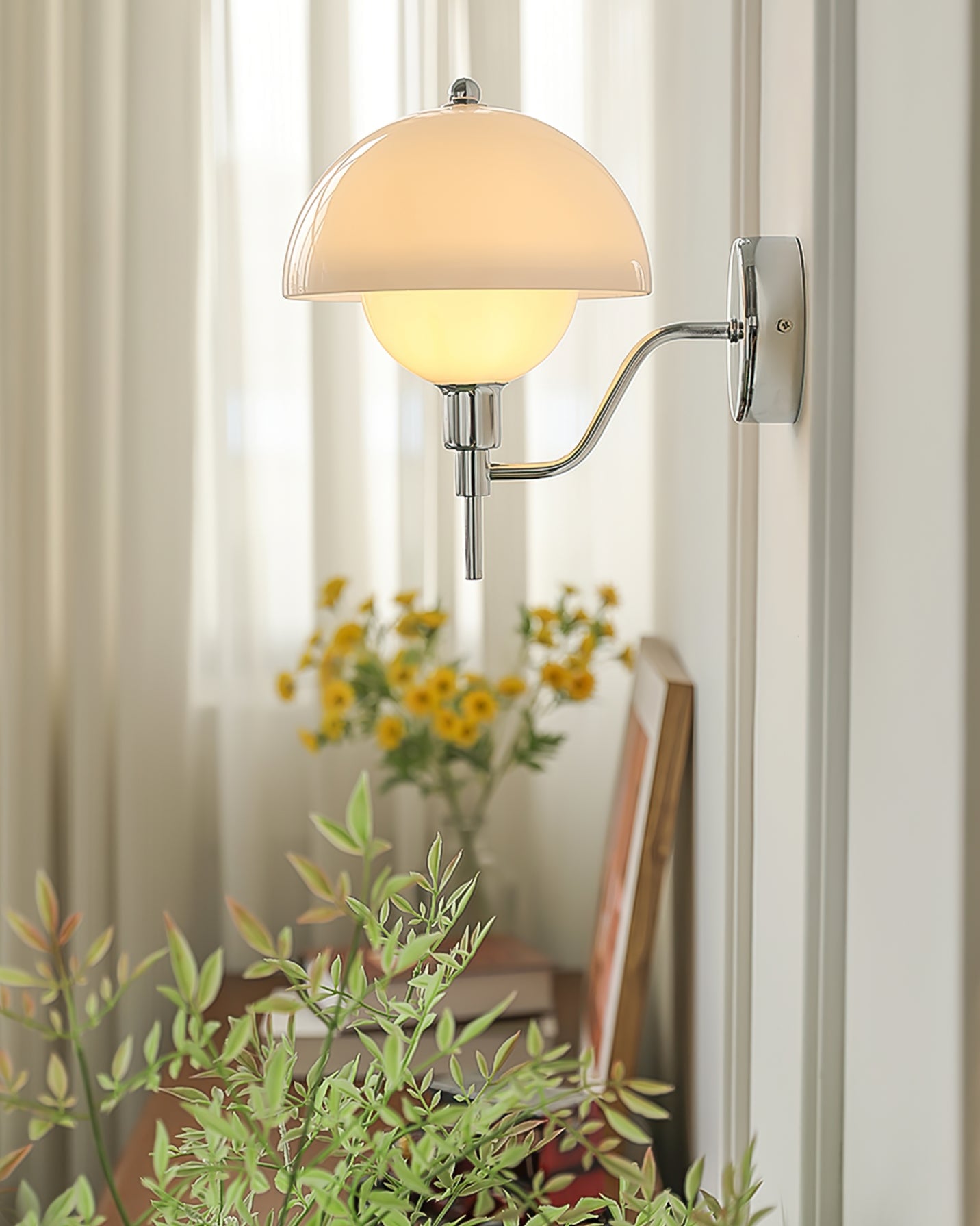 Anchored Orb Wall Lamp - Lumpaz