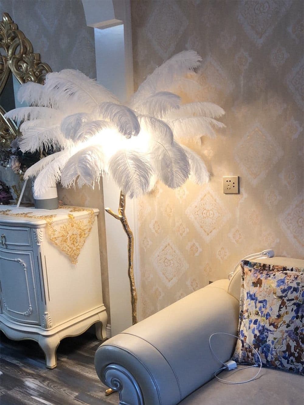 Ostrich Feather Brass Floor Lamp - Lumpaz