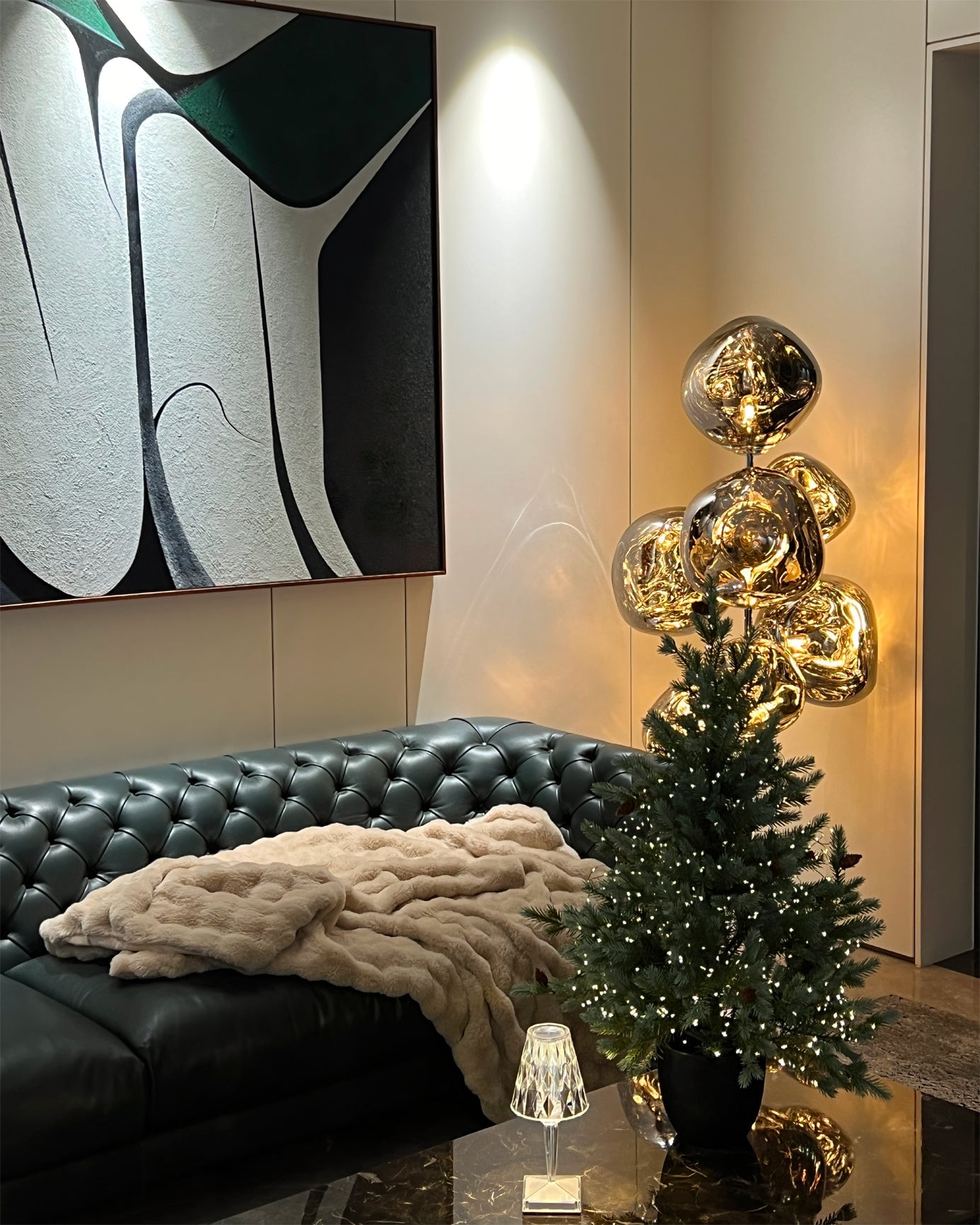 Lava Cone Floor Lamp - Lumpaz
