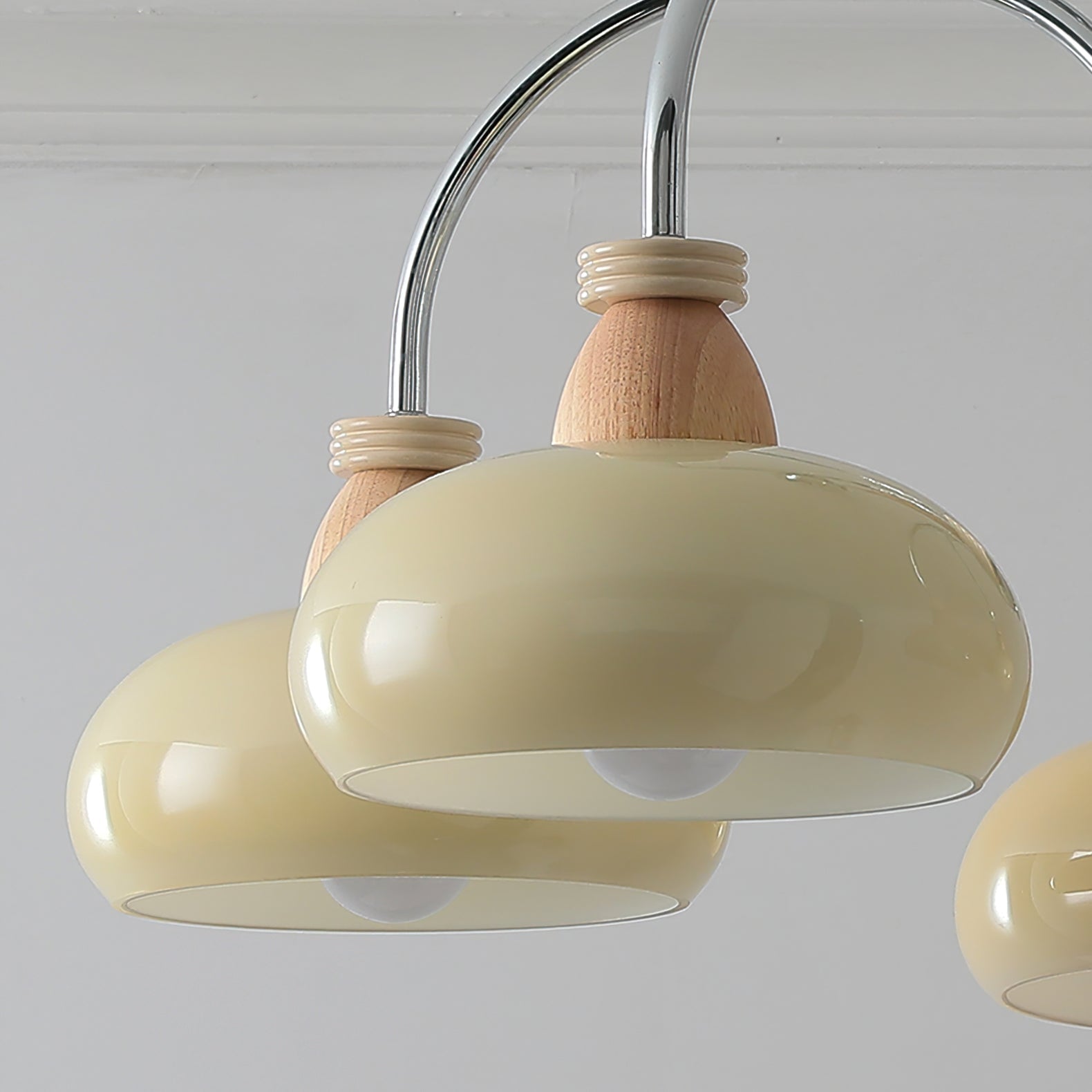 Persimmon Wood Chandelier - Lumpaz
