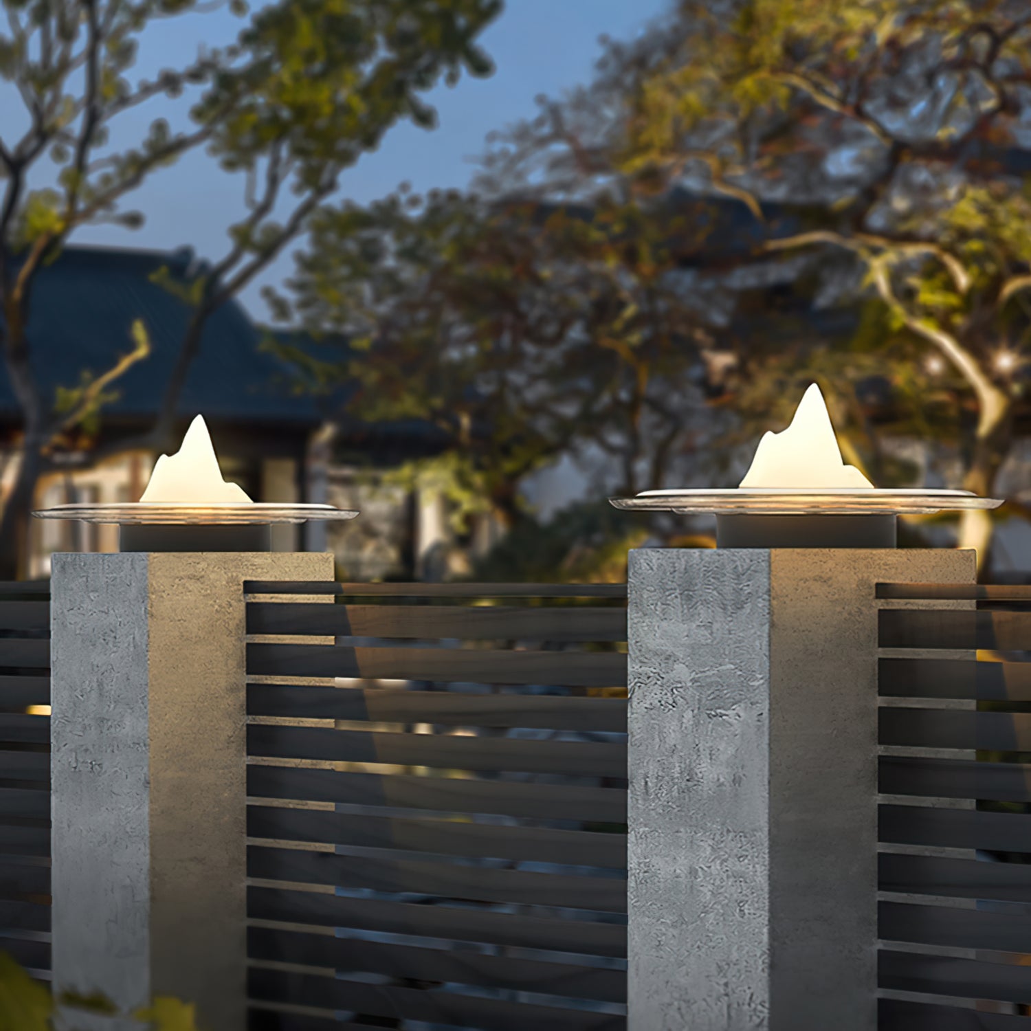 Iceberg Outdoor Post Light - Lumpaz