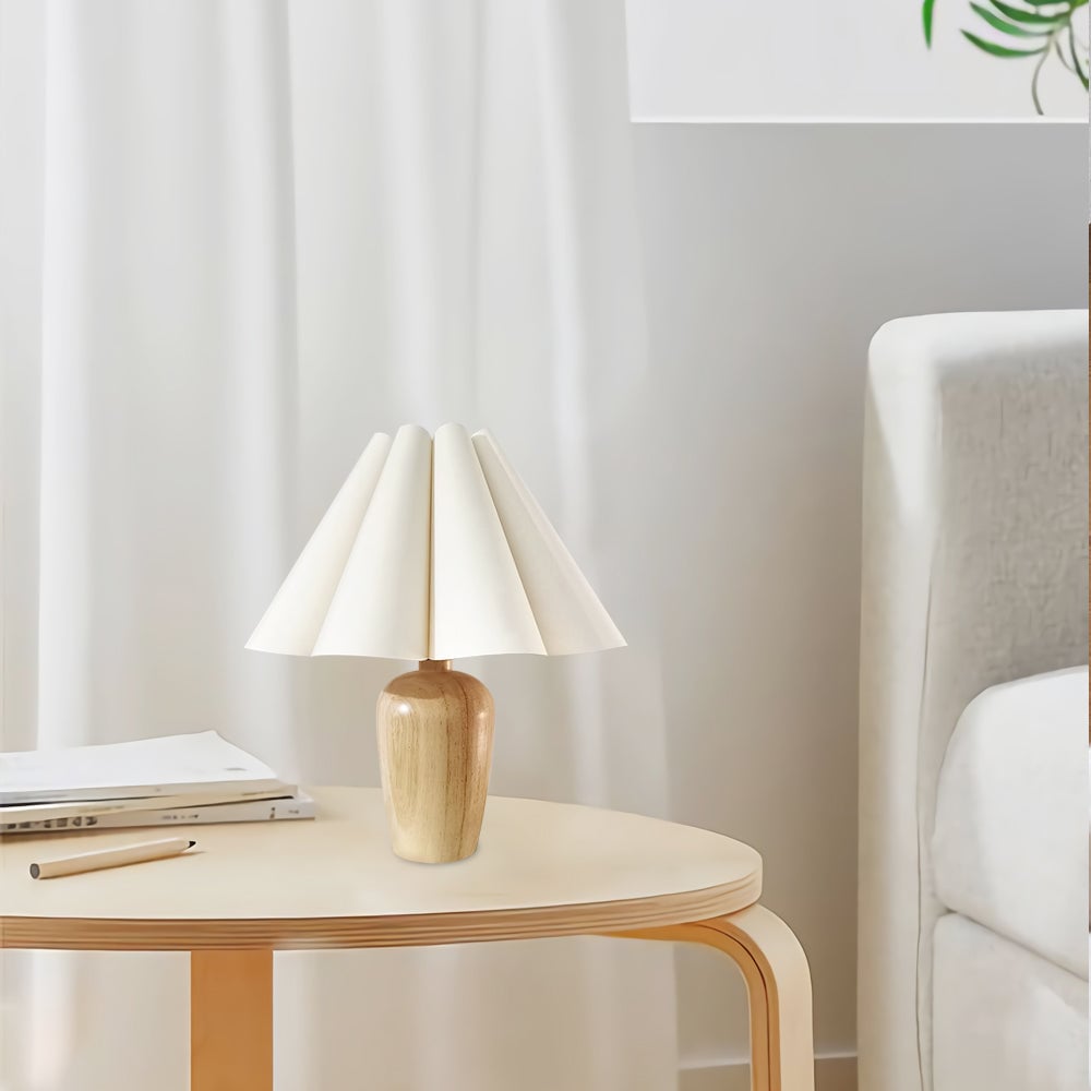 Vintage Fluted Beige Table Lamp - Lumpaz