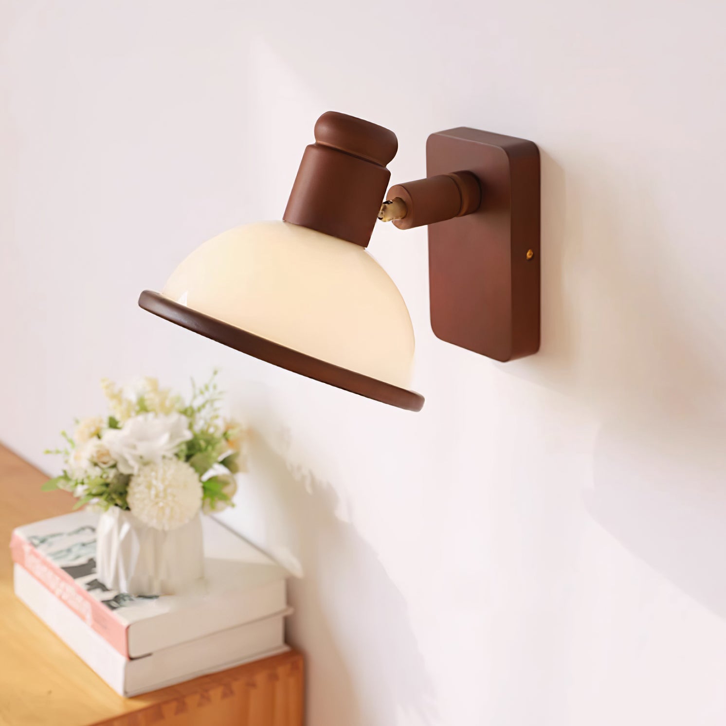 Girona Mia Wall Lamp - Lumpaz
