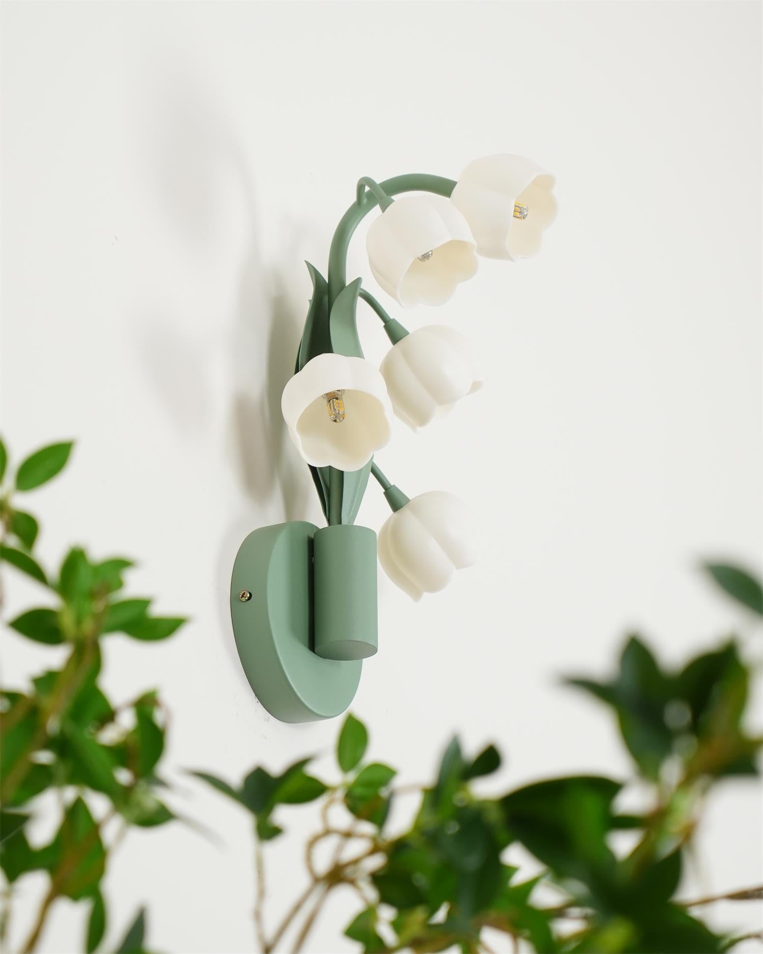 Bell Orchid Wall Lamp - Lumpaz