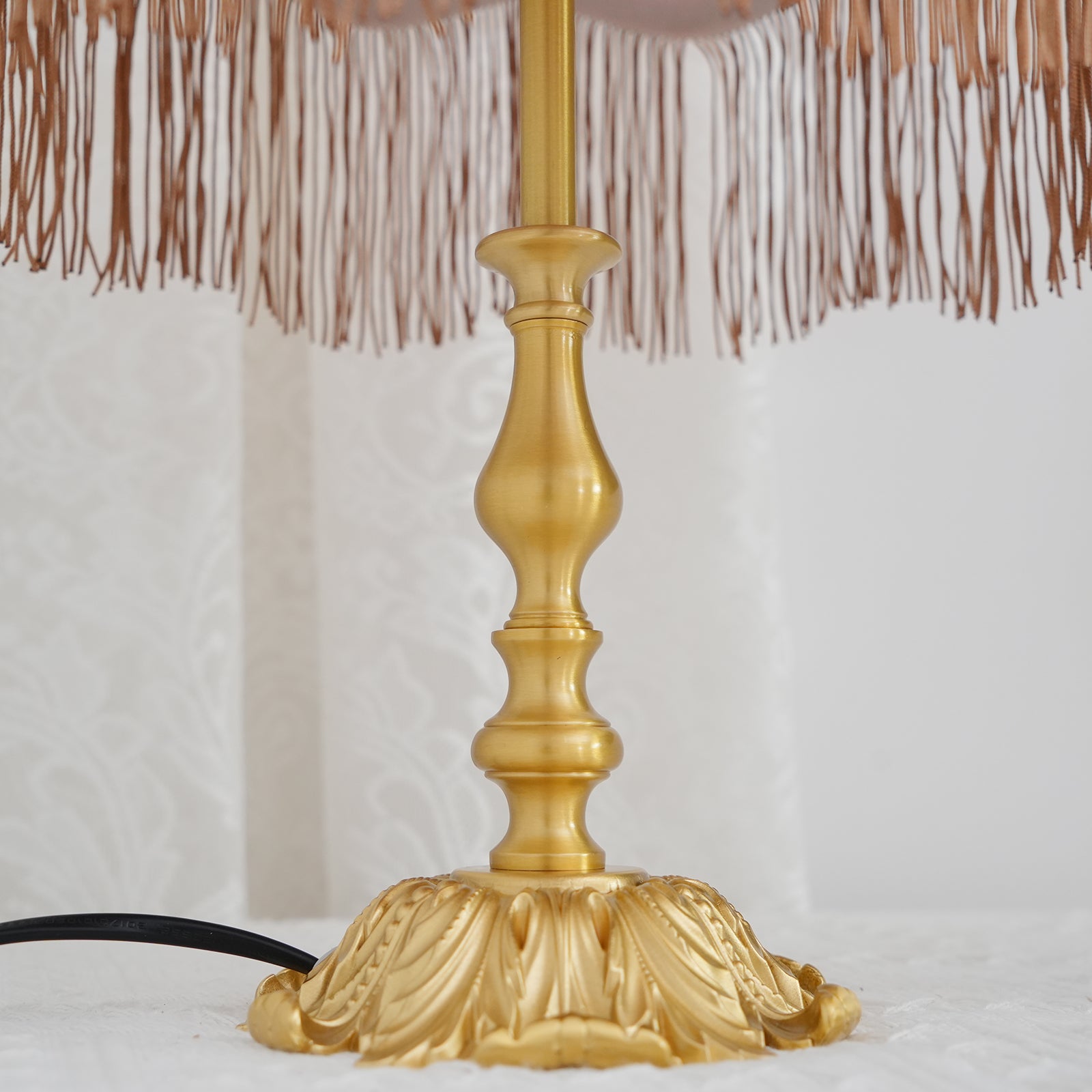 Lanna Tassel Table Lamp - Lumpaz
