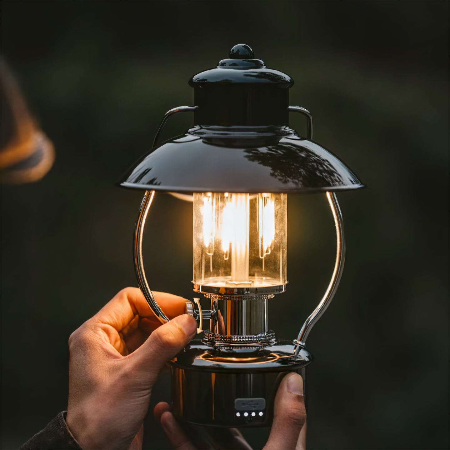 N80 Lantern Outdoor Table Lamp - Lumpaz