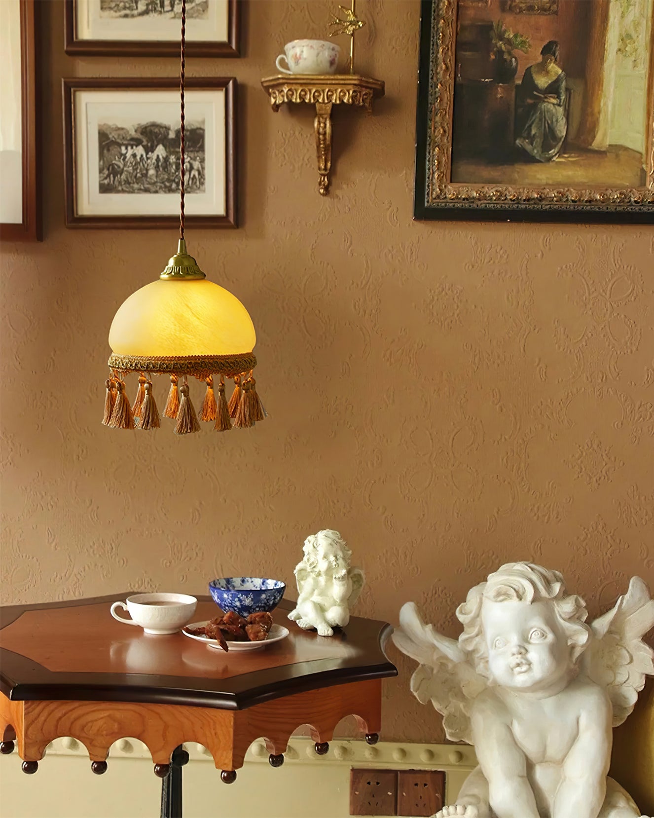 French Tassels Brass Pendant Light - Lumpaz