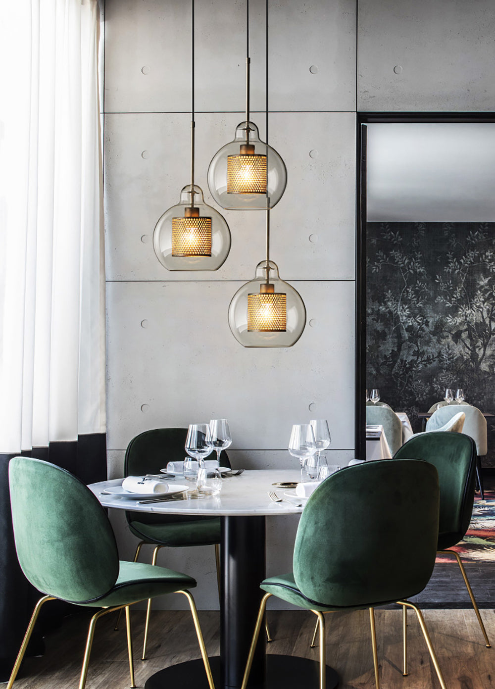 Chiswick Glass Pendant Light - Lumpaz