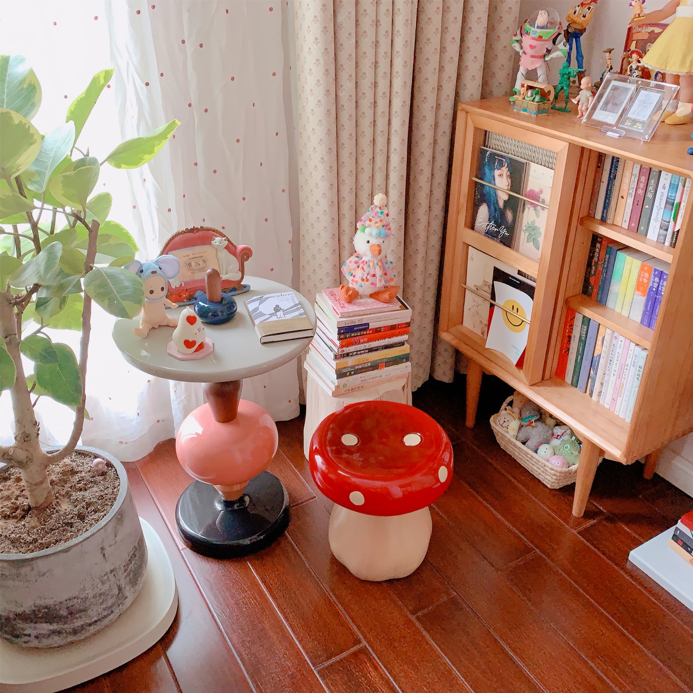 Mushroom Stool - Lumpaz
