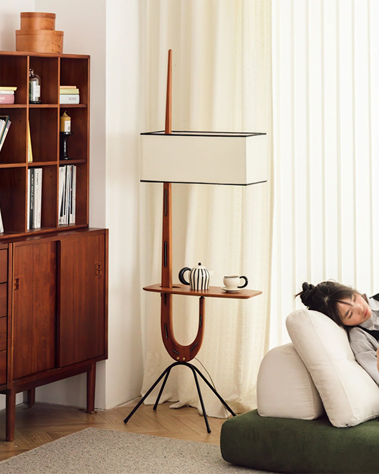 Rispal Giraffe Floor Lamp - Lumpaz