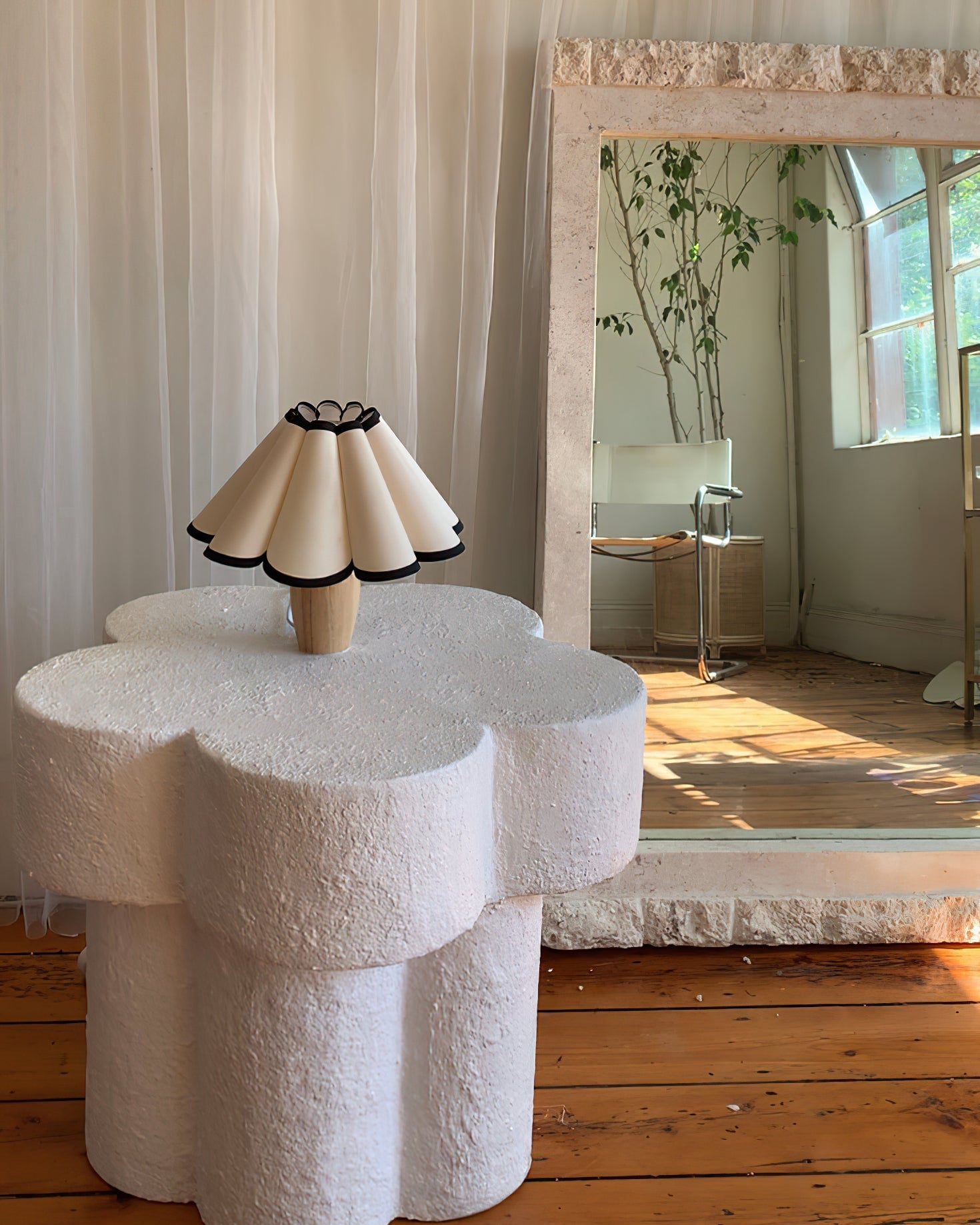 Vintage Fluted Table Lamp - Lumpaz