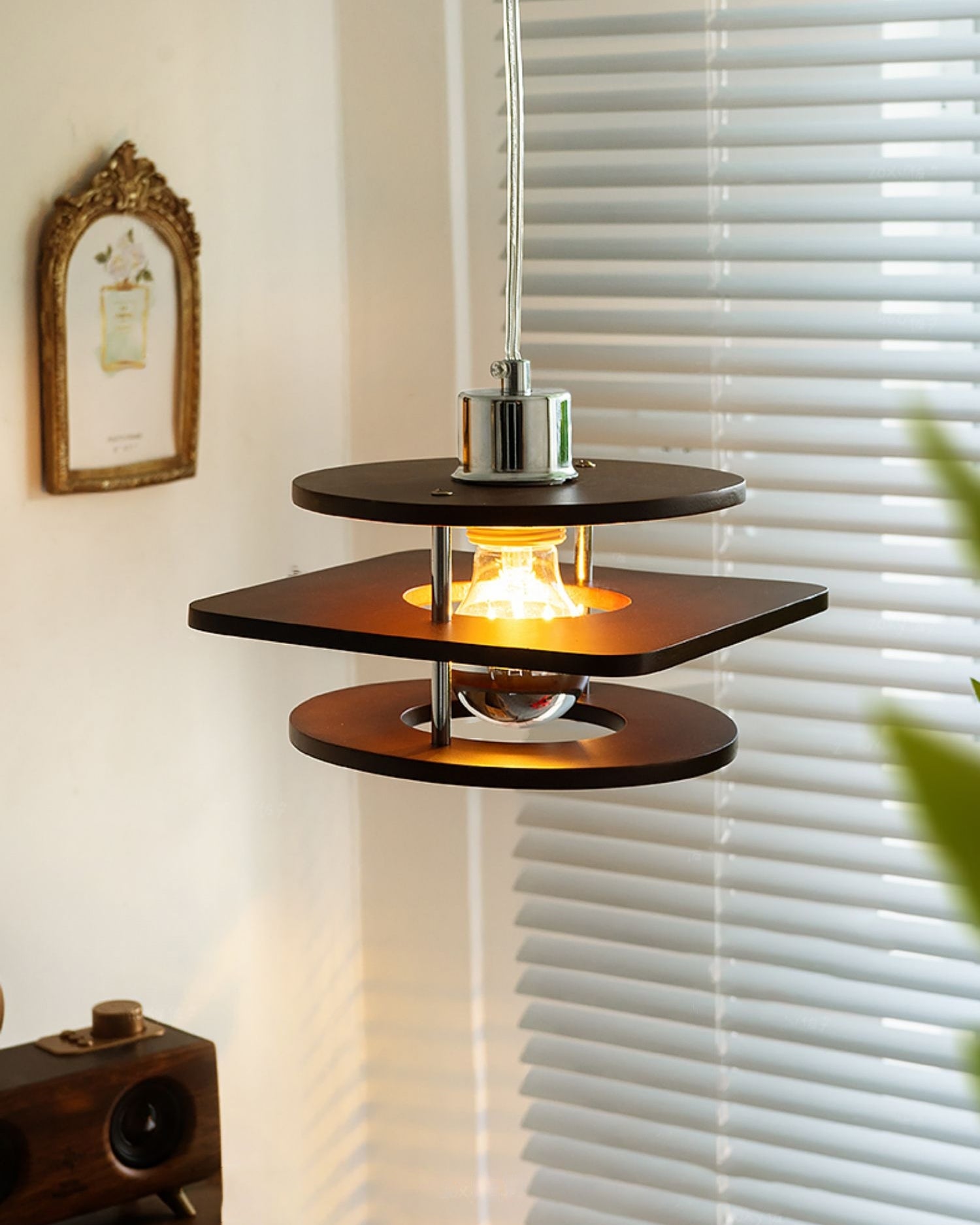 Retro Walnut Pendant Lamp - Lumpaz