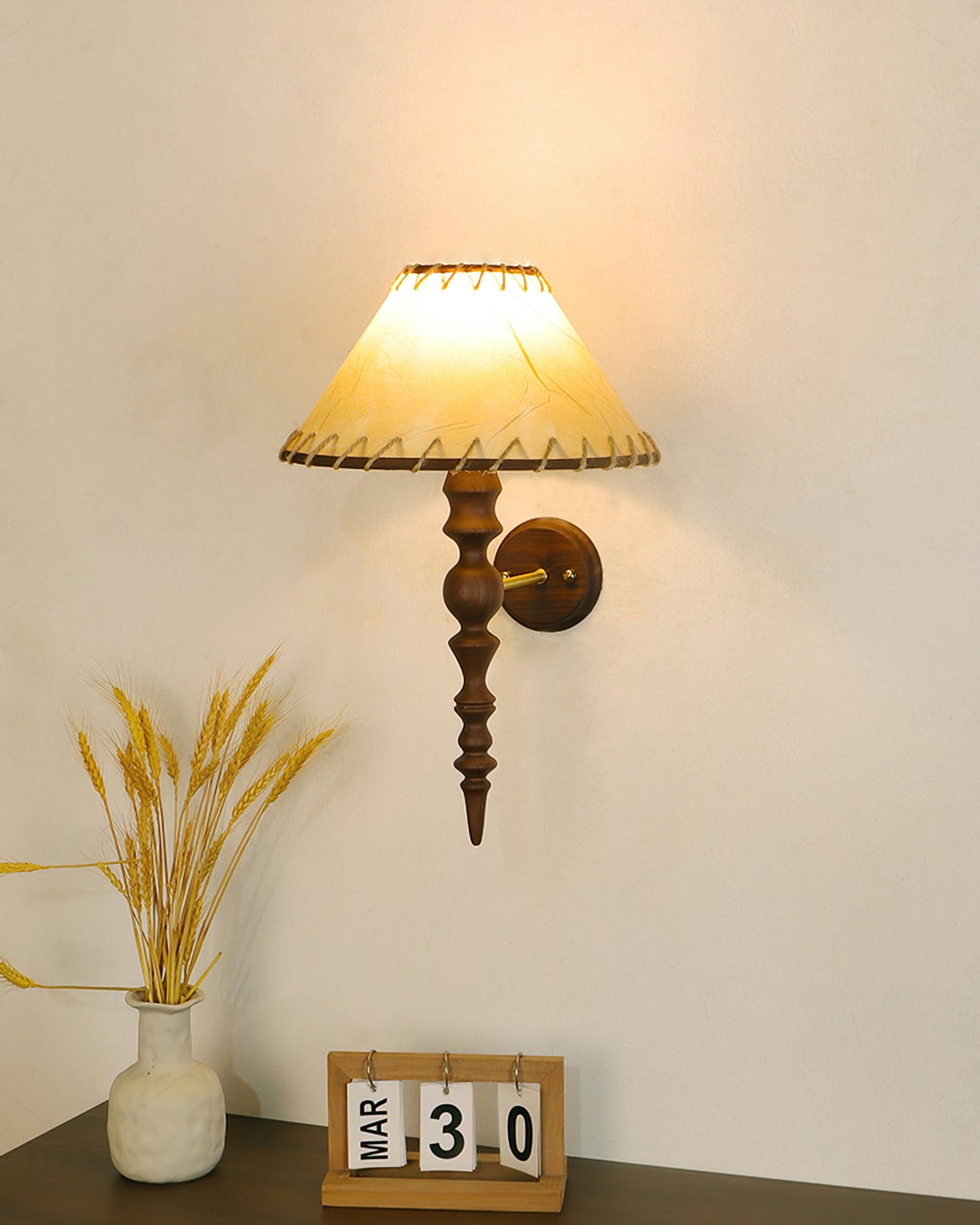 Basica Wall Lamp - Lumpaz
