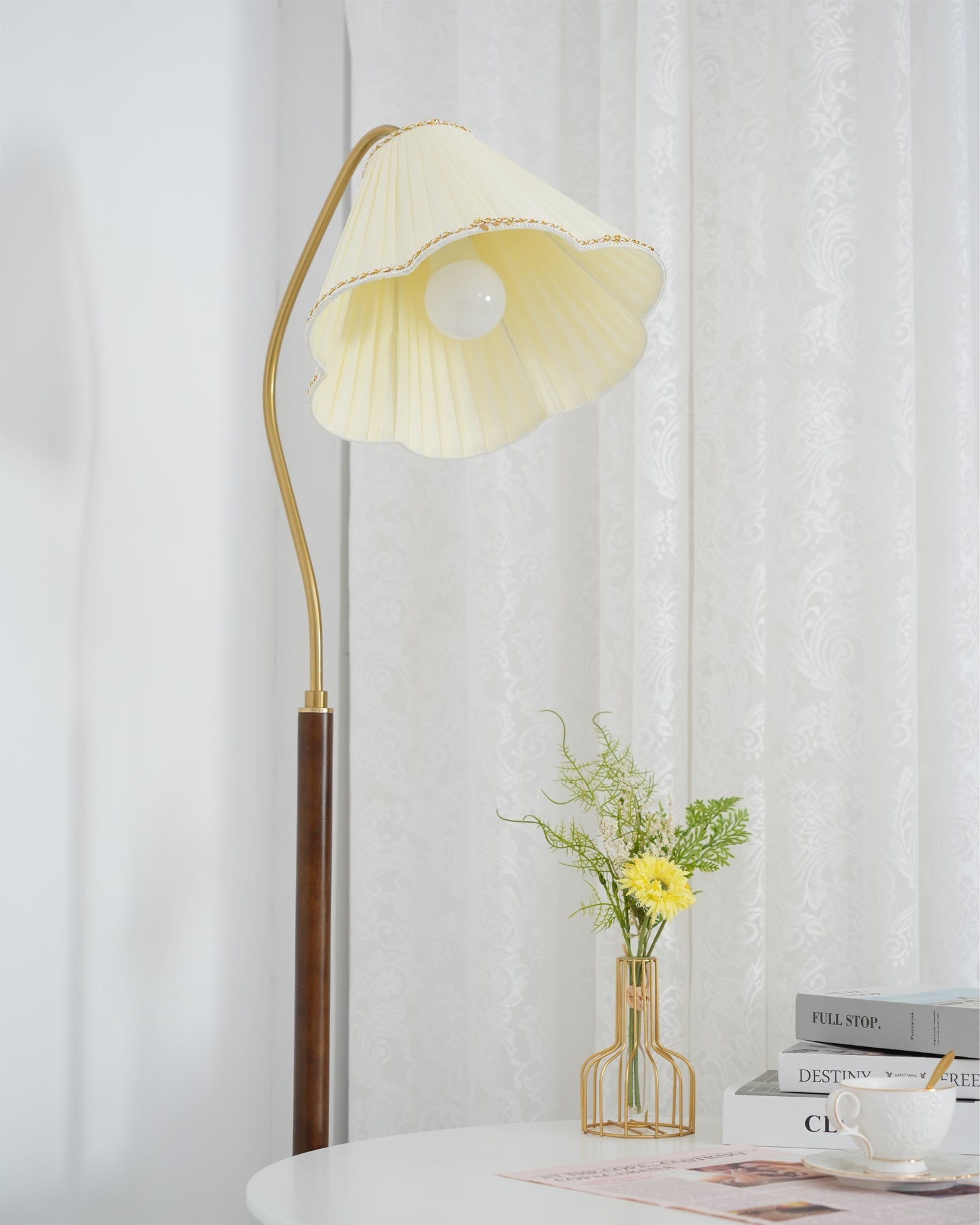 Florentine Fabric Floor Lamp - Lumpaz