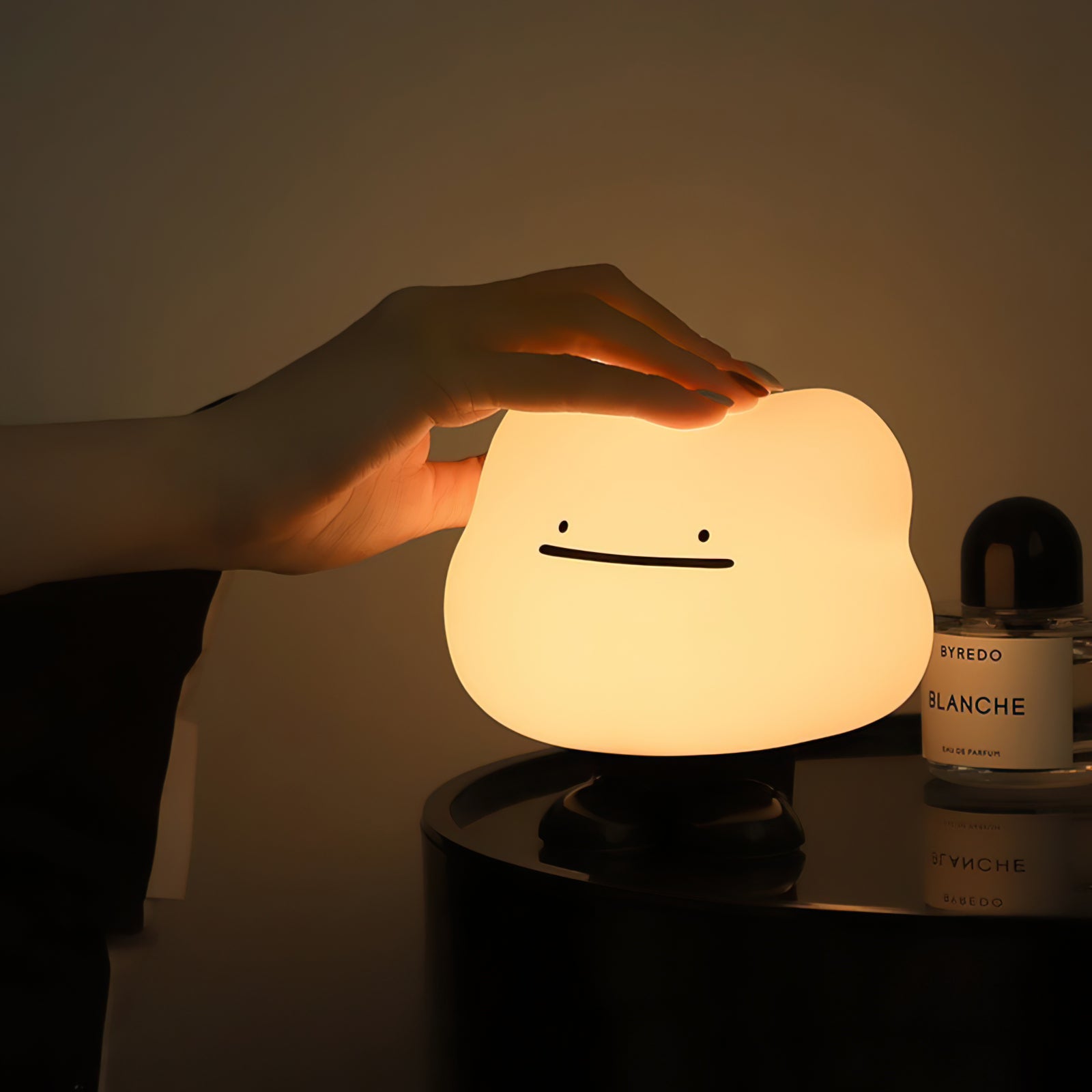 Cloud Night Built-in Battery Table Lamp - Lumpaz