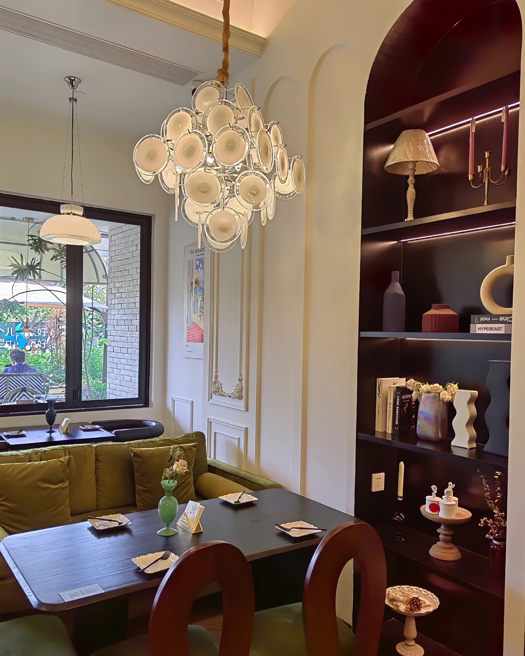 Medallion Glass Chandelier - Lumpaz