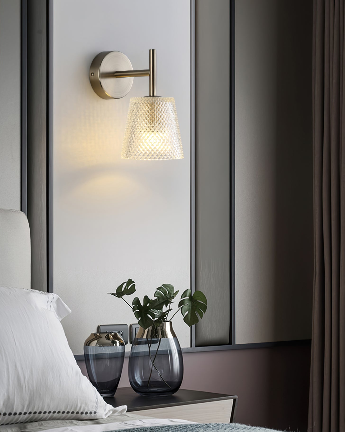 Filiyano Glass Wall Lamp - Lumpaz