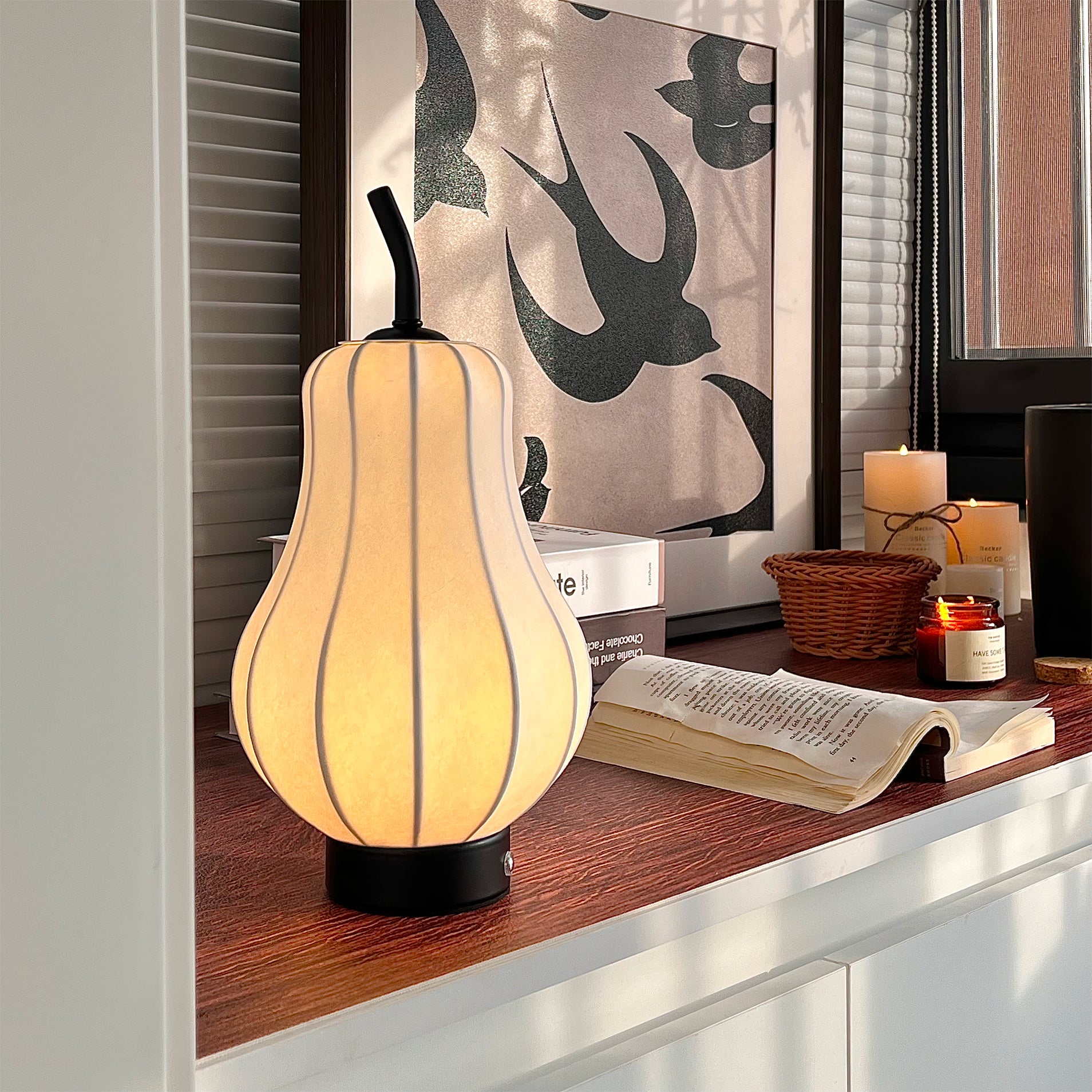 Pear Built-in Battery Table Lamp - Lumpaz
