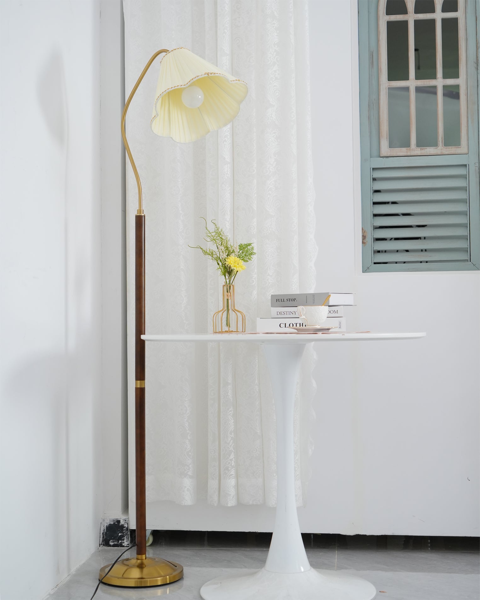 Florentine Fabric Floor Lamp - Lumpaz