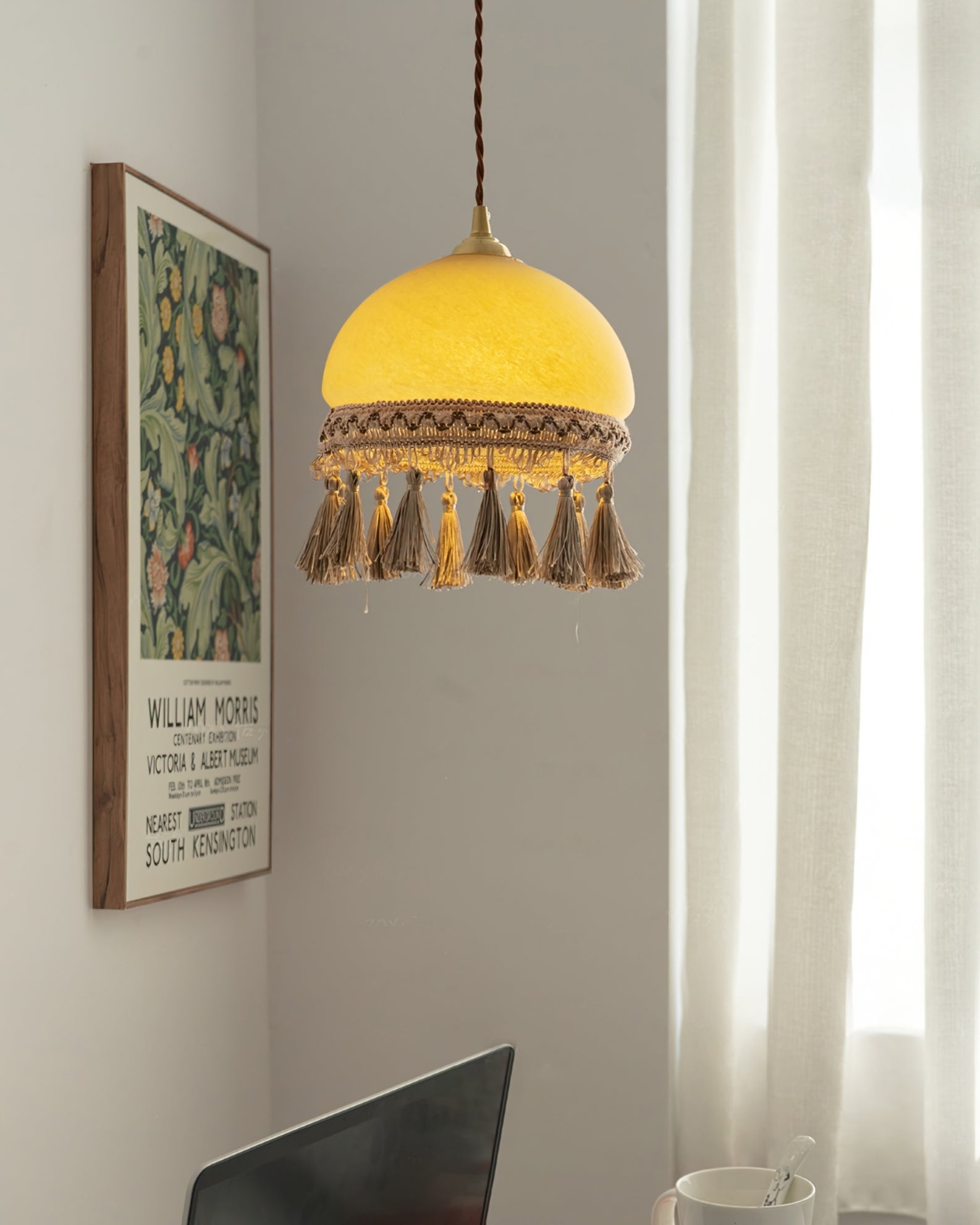 French Tassels Brass Pendant Light - Lumpaz
