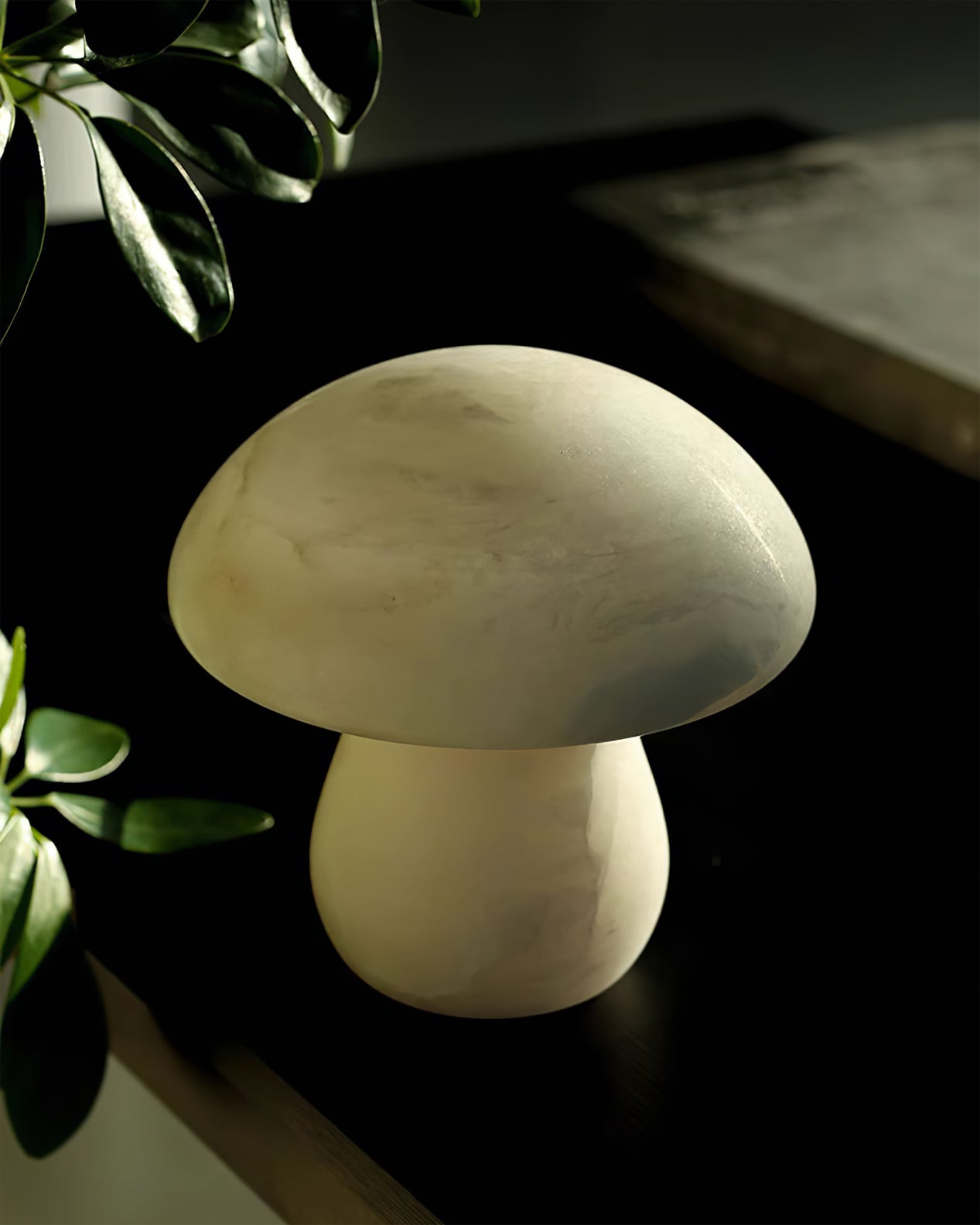 Mushroom Alabaster Table Lamp - Lumpaz