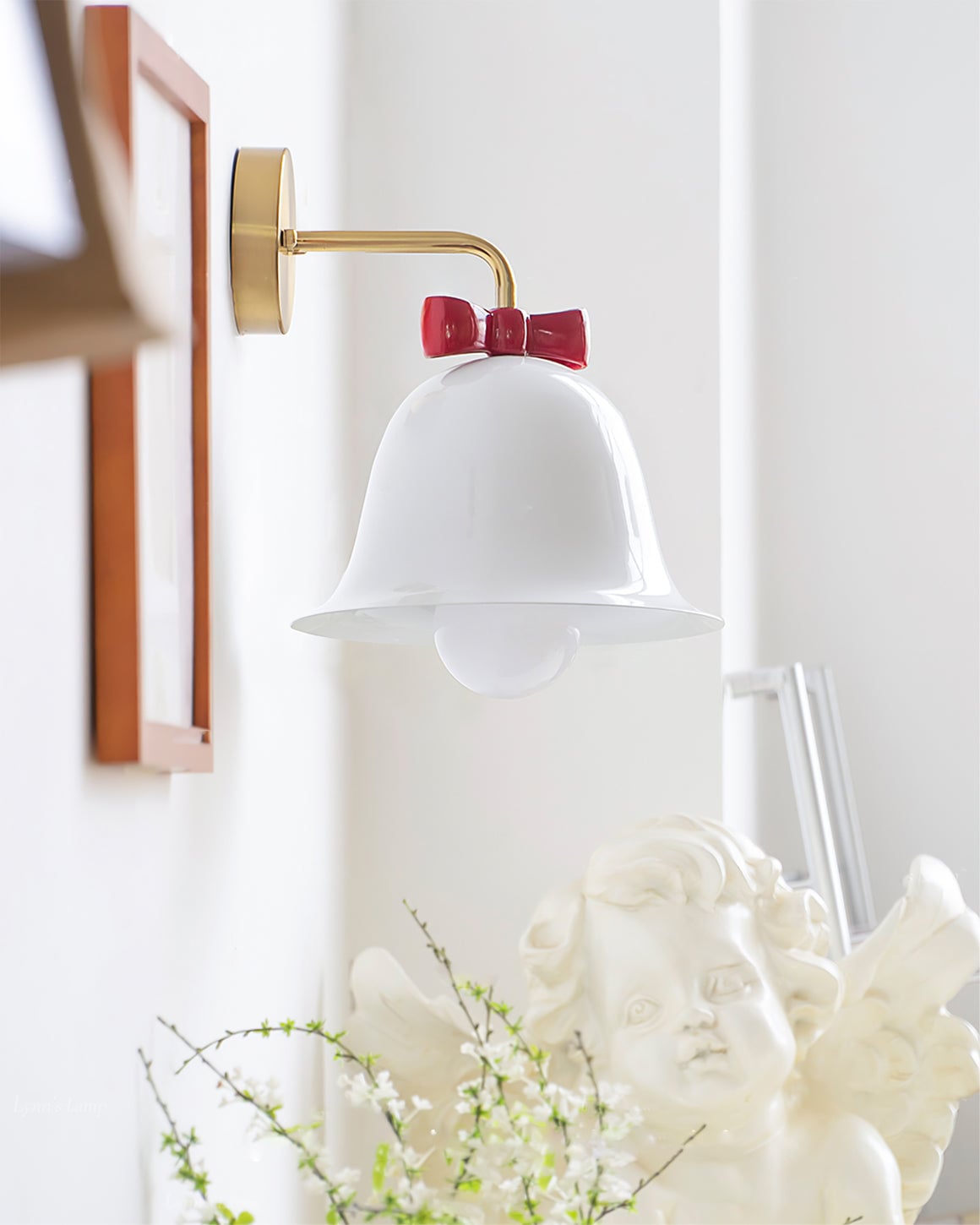 Bow Bell Wall Lamp - Lumpaz