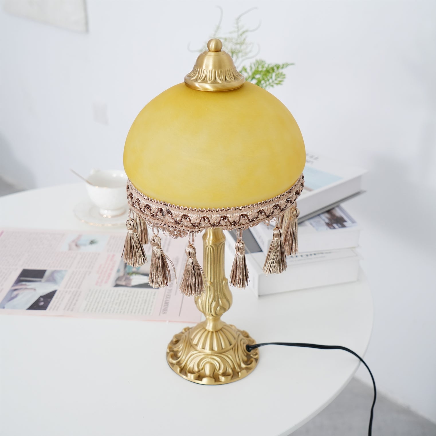 French Tassels Brass Table Lamp - Lumpaz