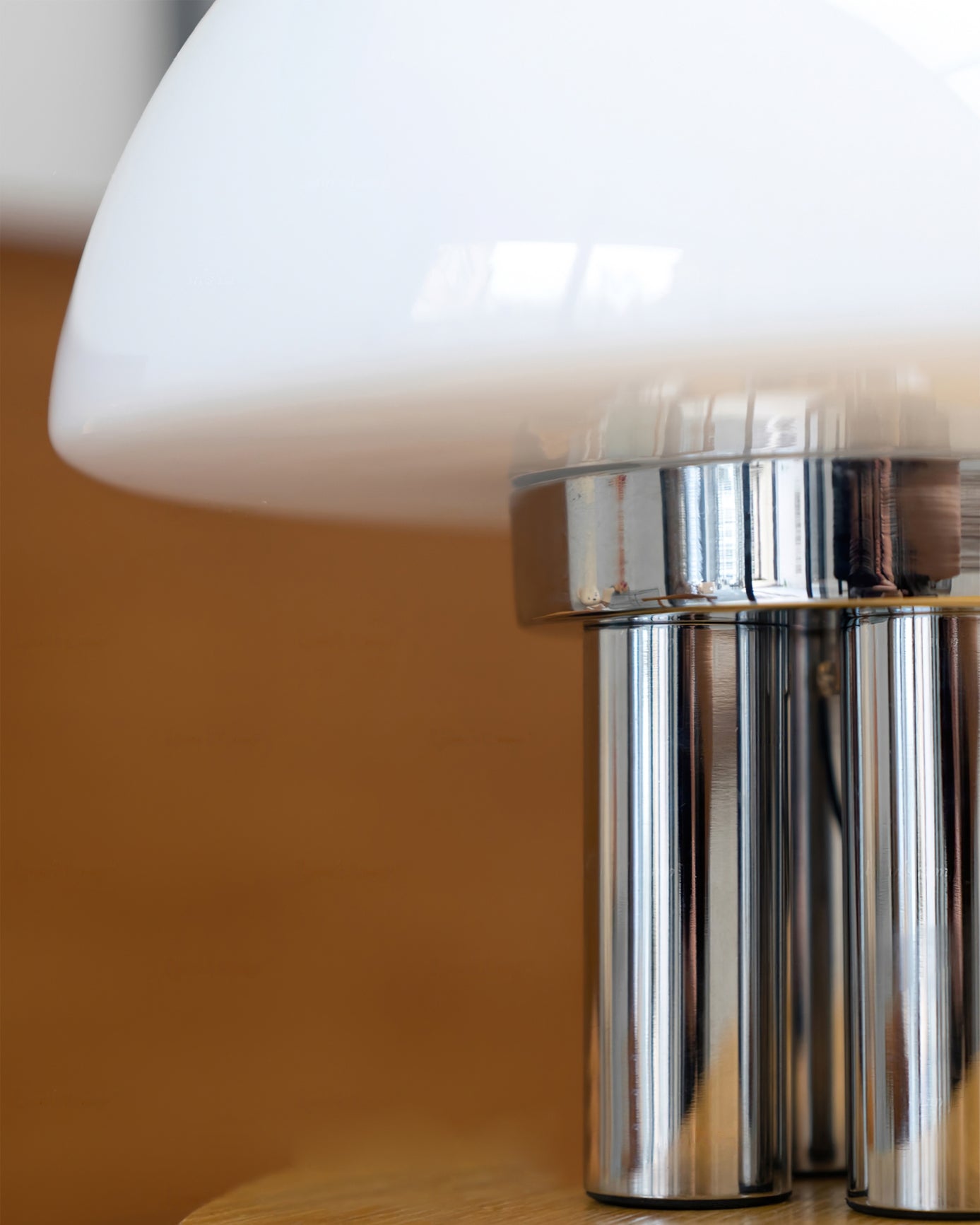 Magnolia Table Lamp - Lumpaz