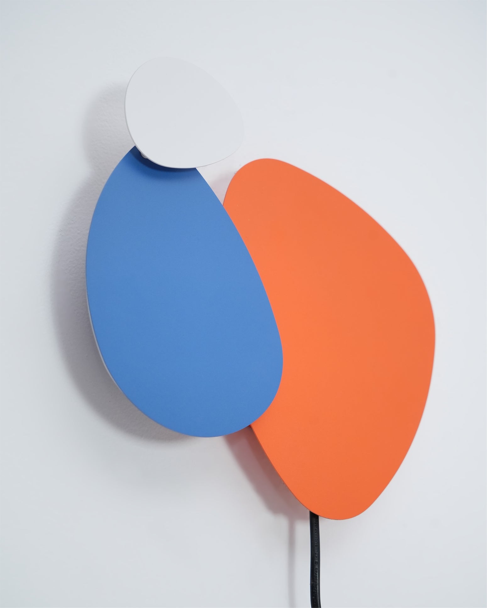 Tria Plug In Wall Lamp - Lumpaz