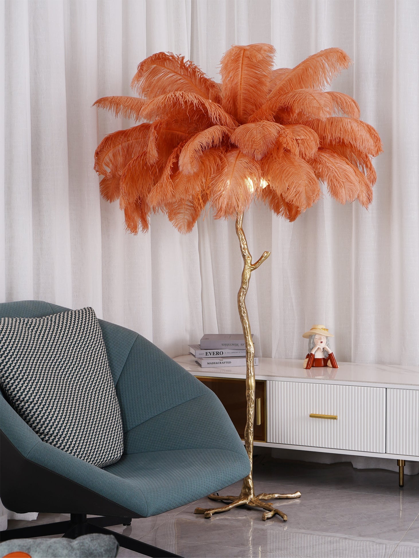 Ostrich Feather Brass Floor Lamp - Lumpaz