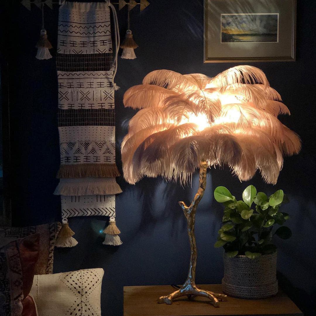 Ostrich Feather Table Lamp - Lumpaz