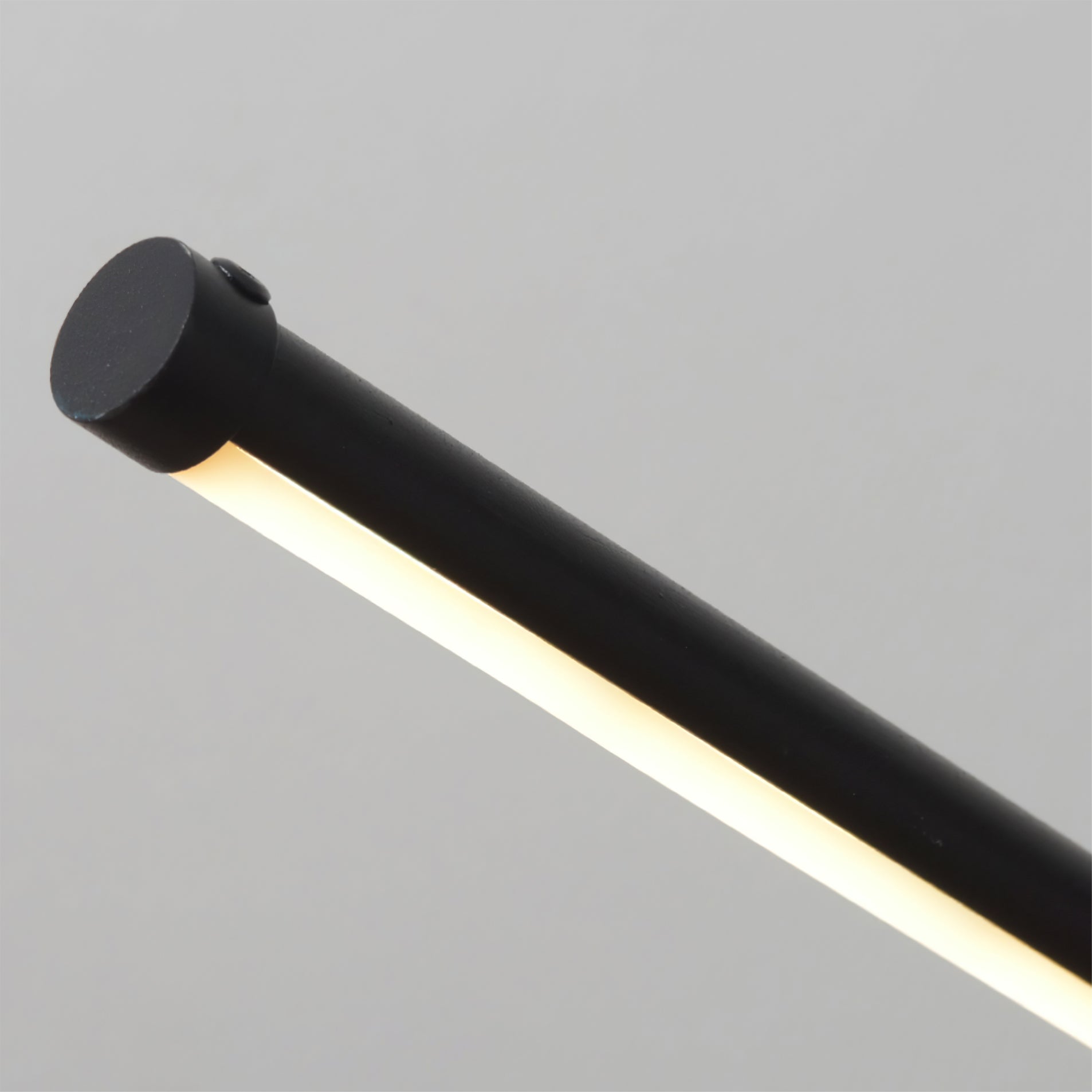 Agena Table Lamp - Lumpaz