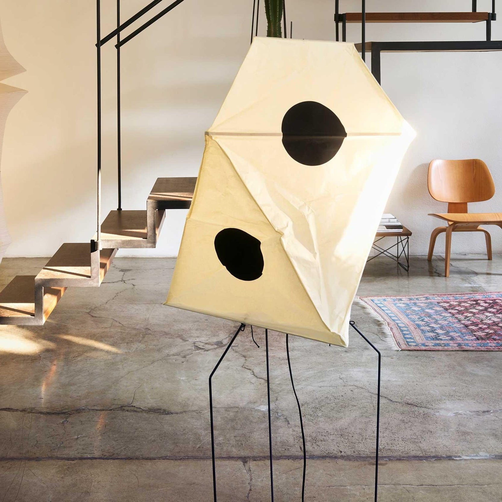Washi Paper Floor Lamp - Lumpaz