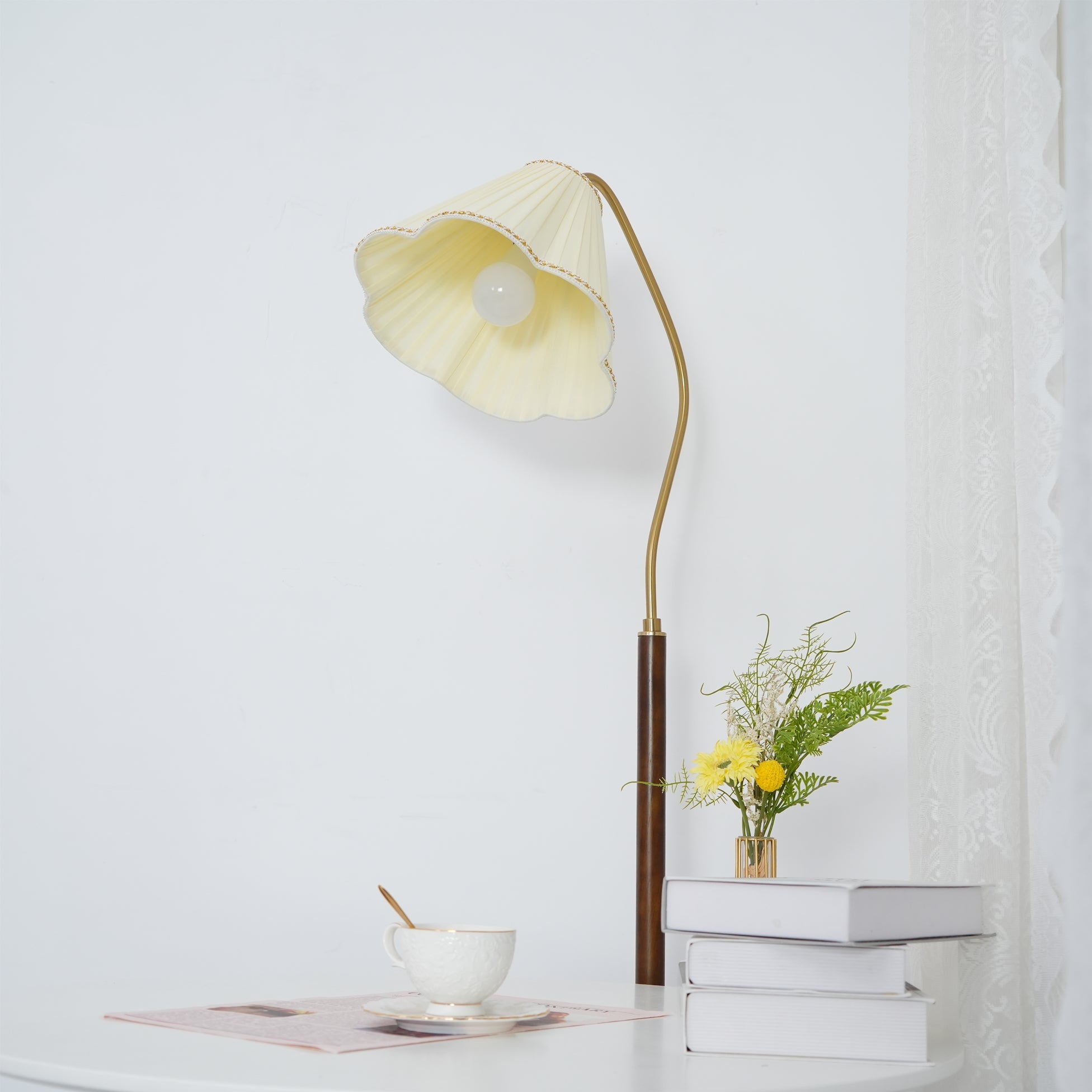 Florentine Fabric Floor Lamp - Lumpaz